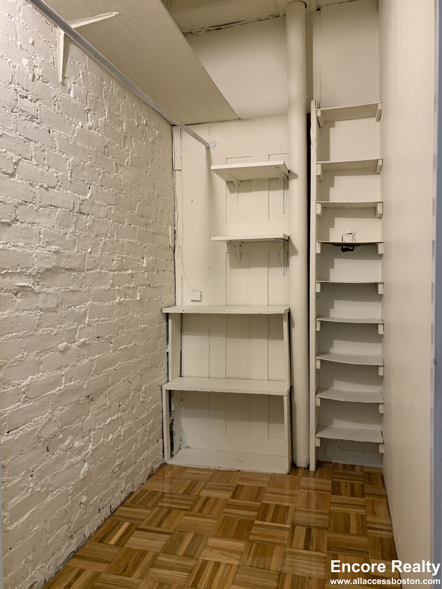 281 Saint Paul St, Coolidge Corner