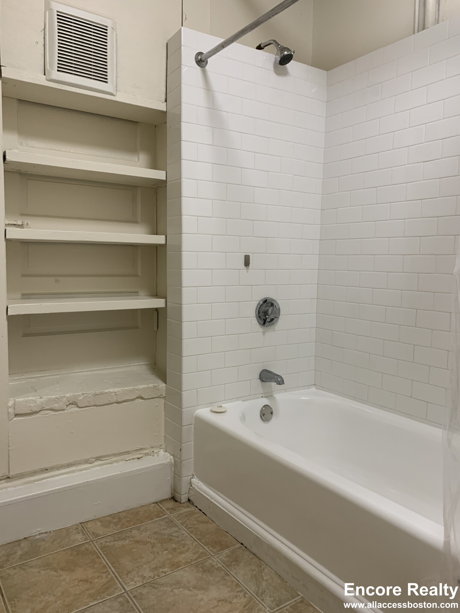 281 Saint Paul St, Coolidge Corner