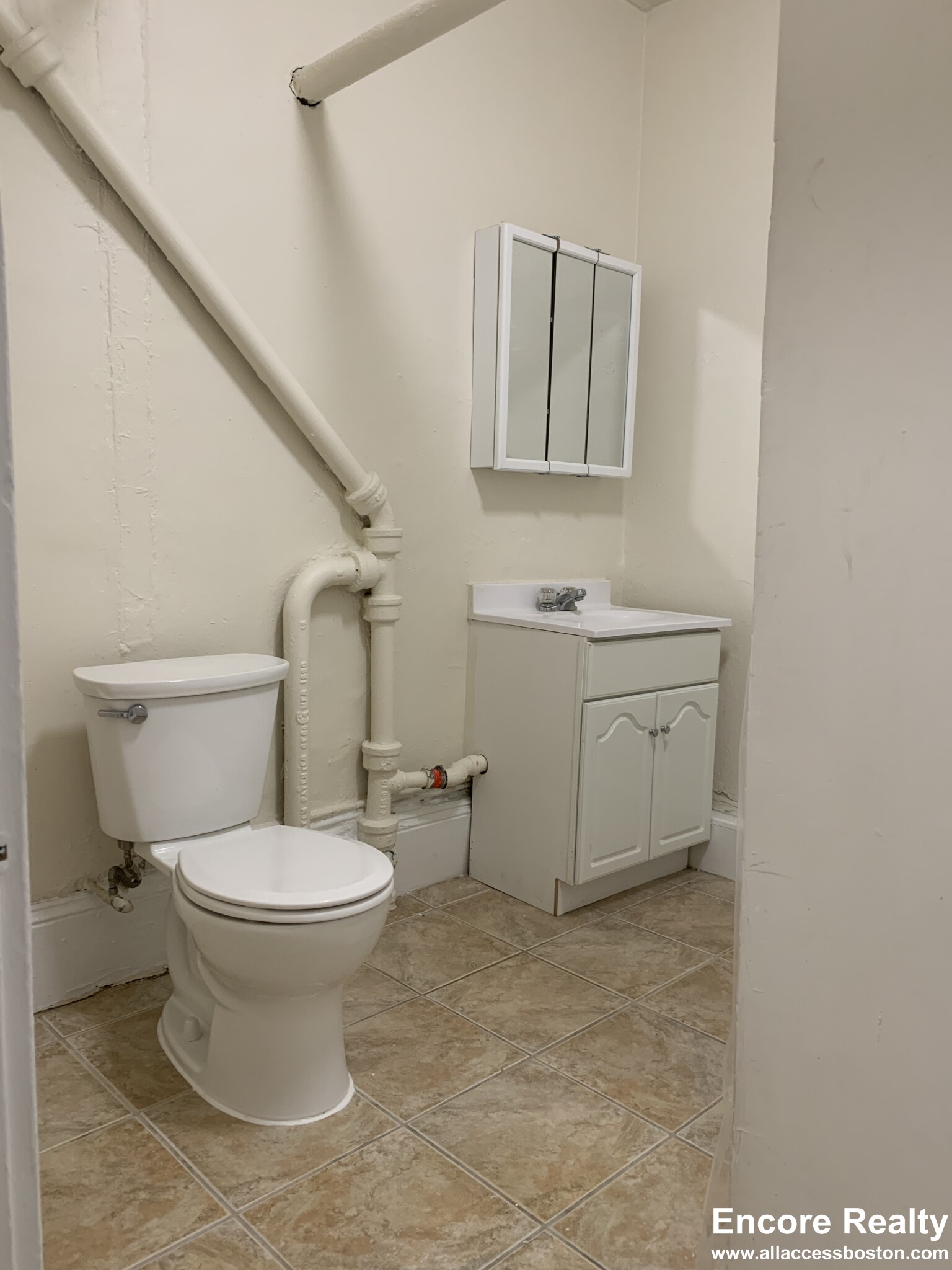 281 Saint Paul St, Coolidge Corner