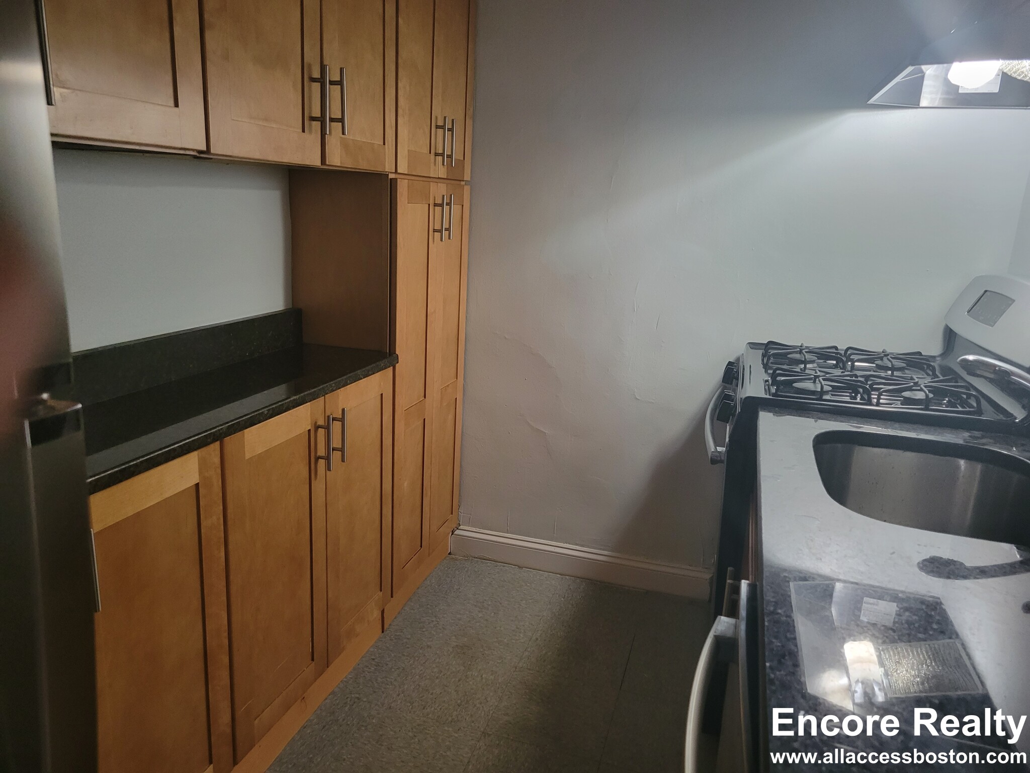 1789 Commonwealth Ave, Brighton