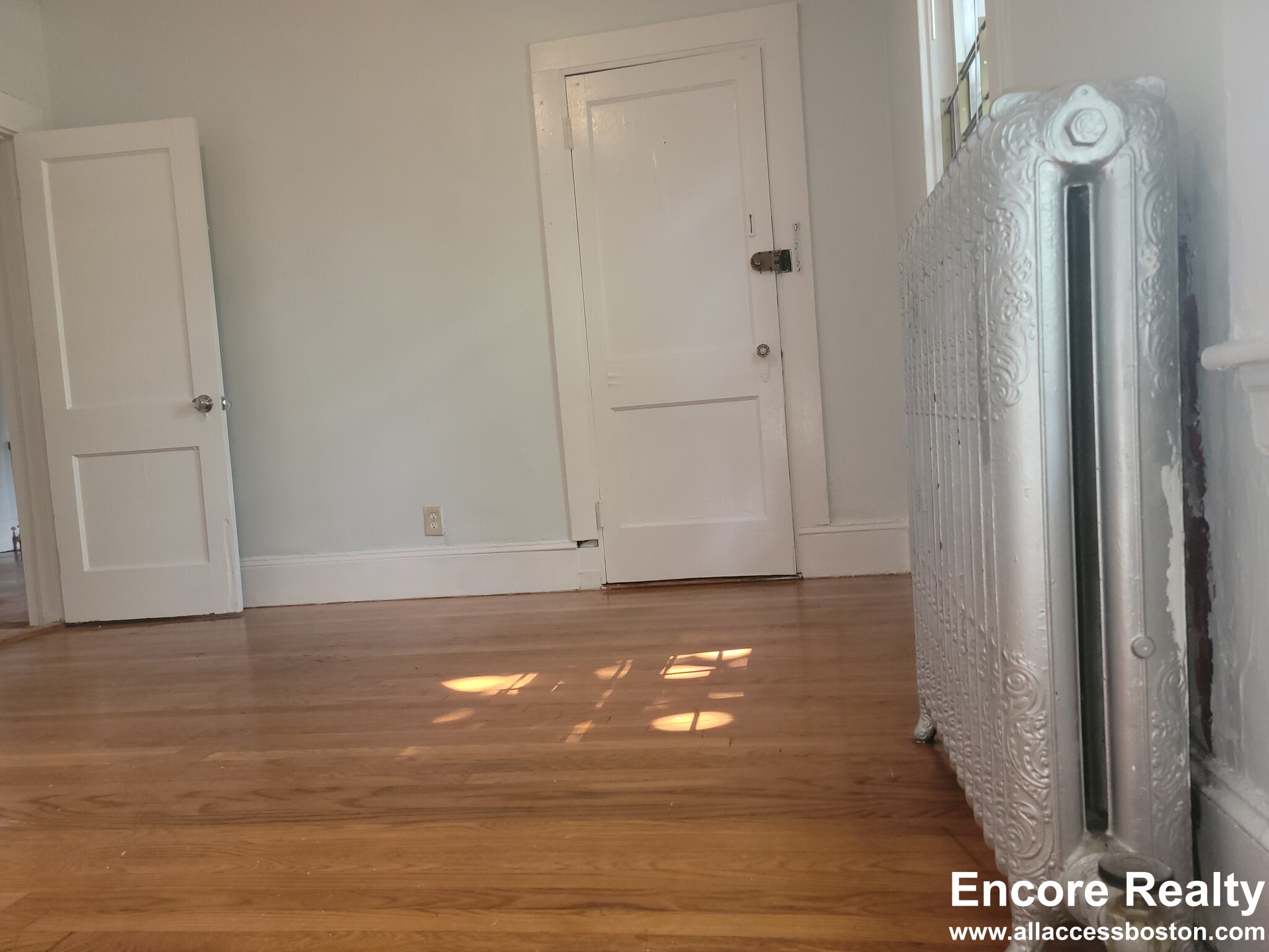 1789 Commonwealth Ave, Brighton