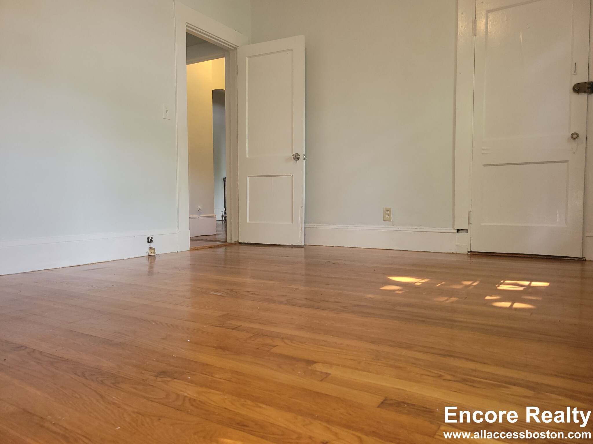 1789 Commonwealth Ave, Brighton