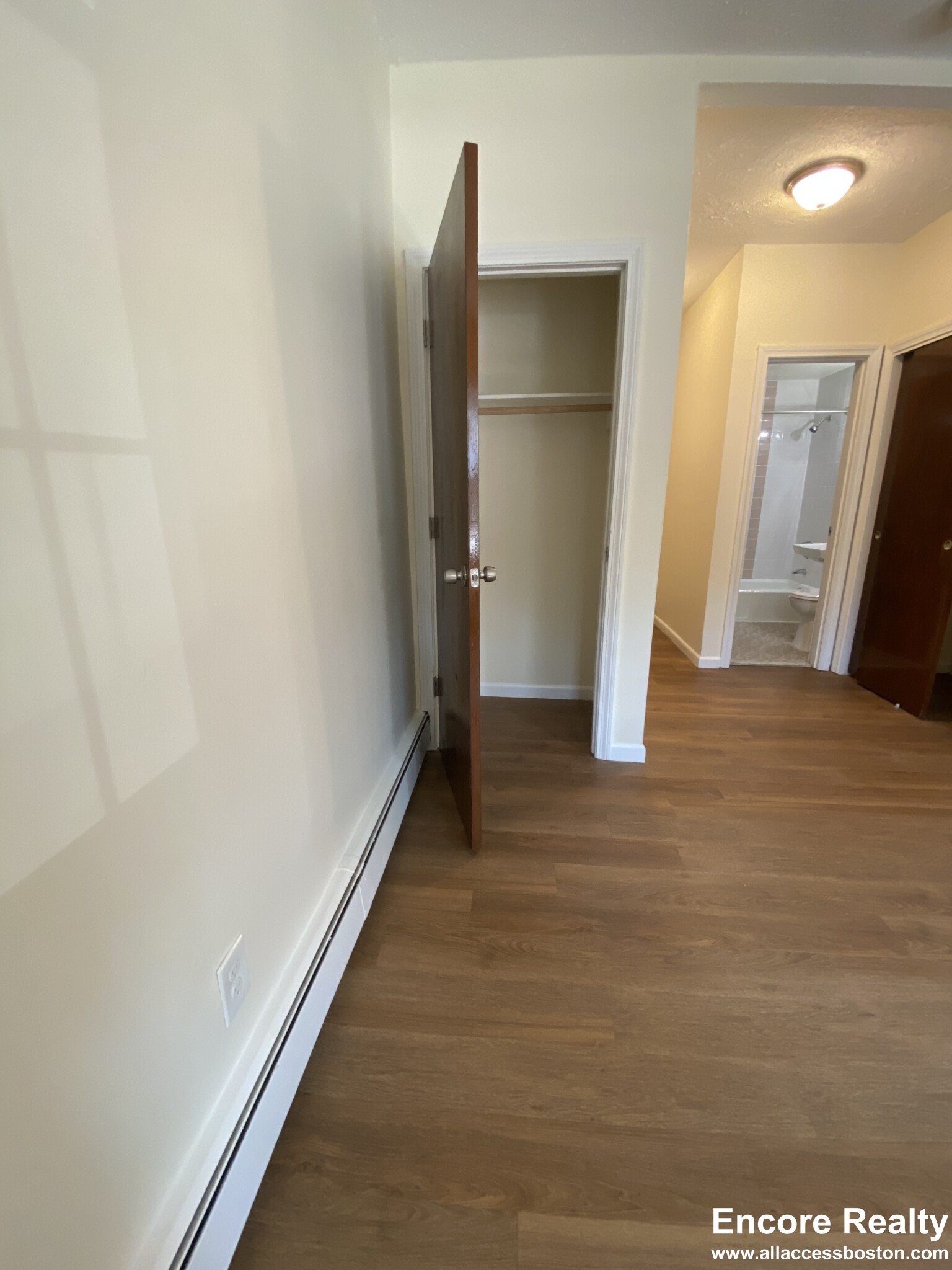 68 Huntington Ave, Jamaica Plain