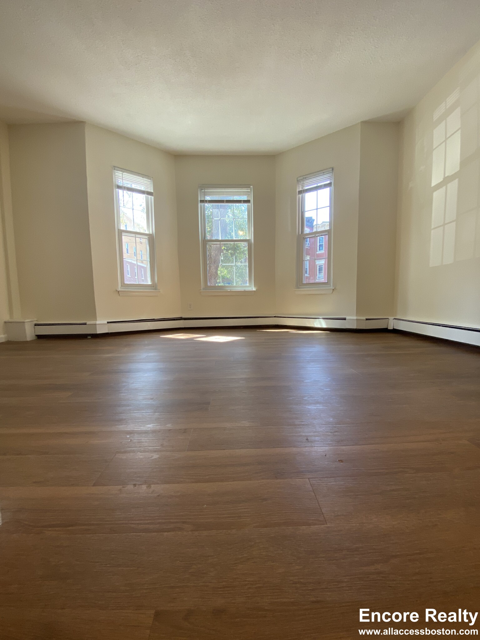 68 Huntington Ave, Jamaica Plain