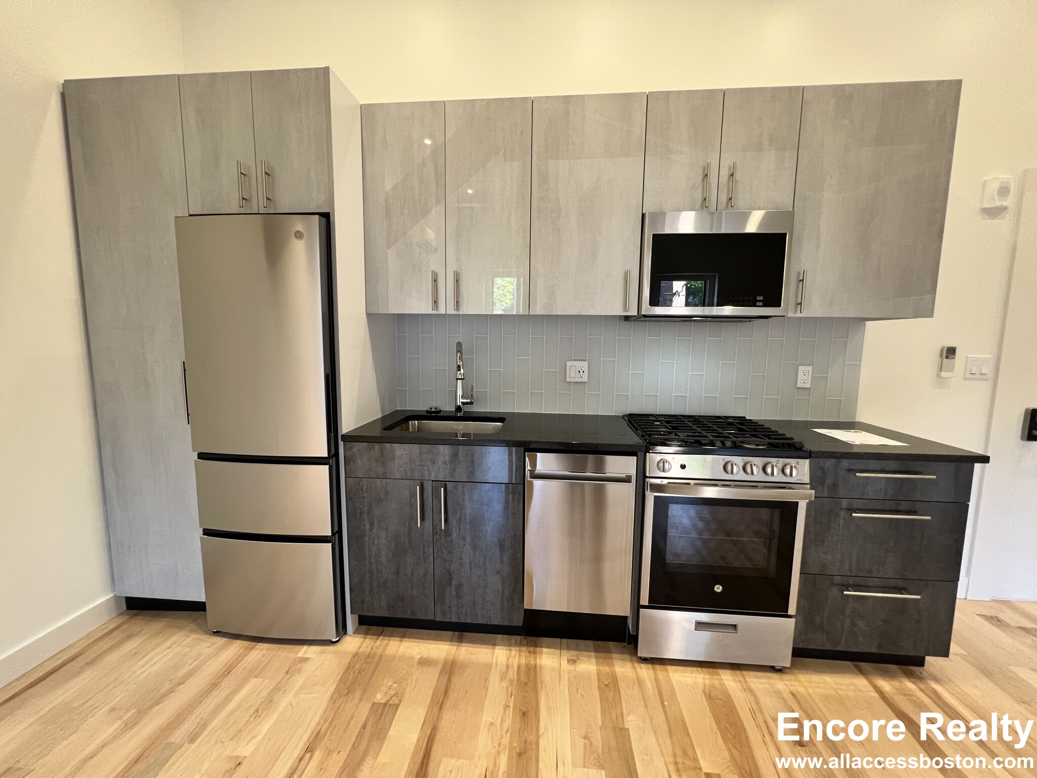 791 Tremont St, Roxbury