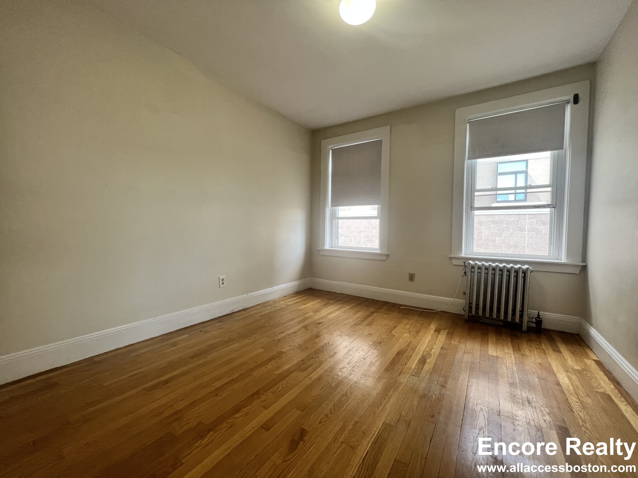 1192 Boylston St, Fenway