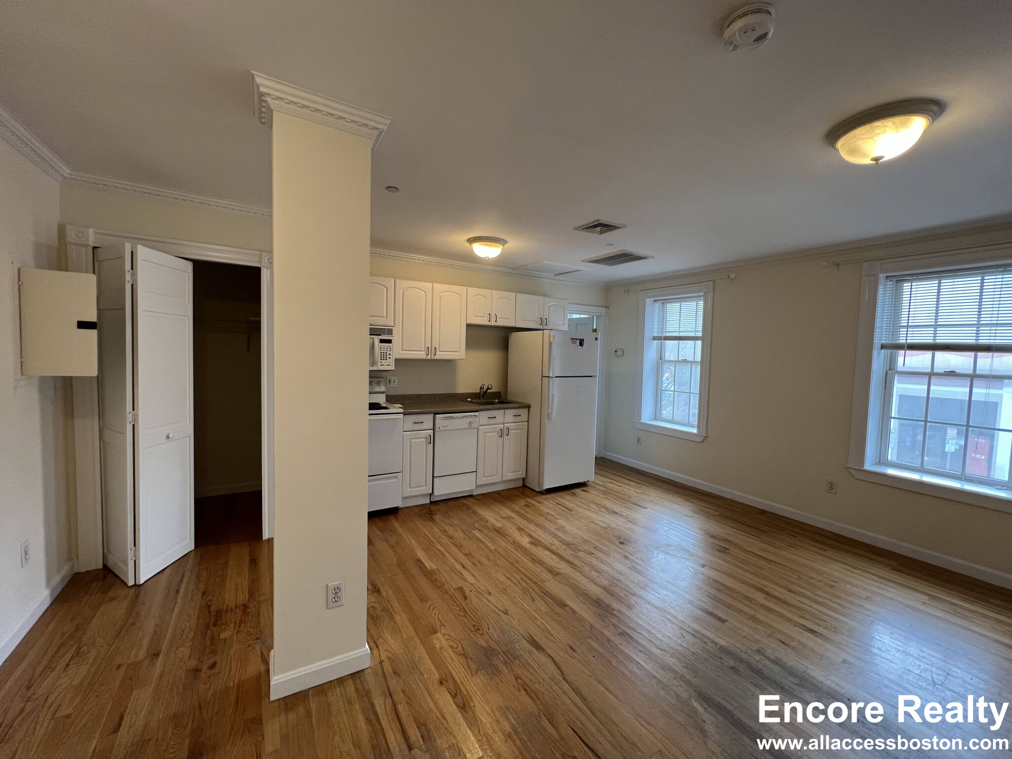 10 Bishop Richard Allen Dr, Central Square