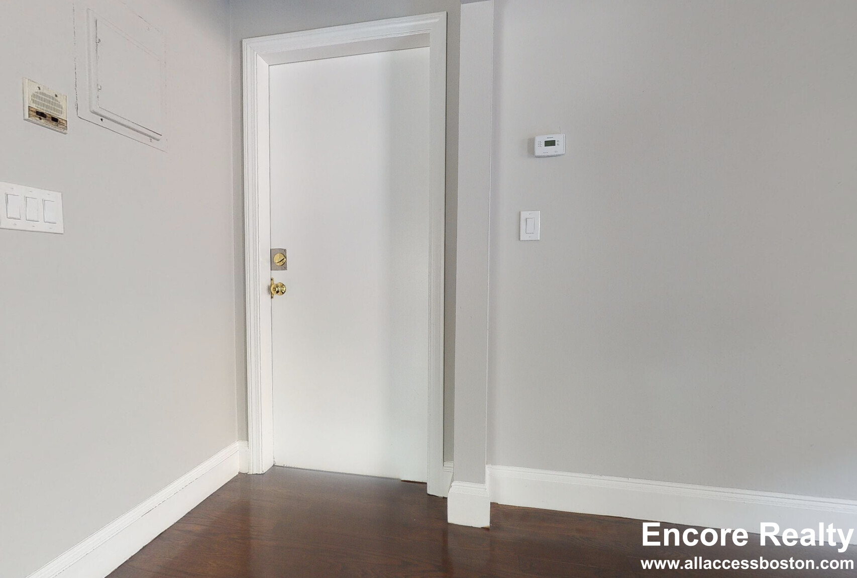 12 Stearns Rd, Coolidge Corner