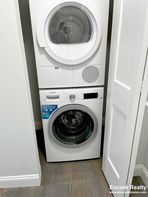 112 Jersey St, Fenway