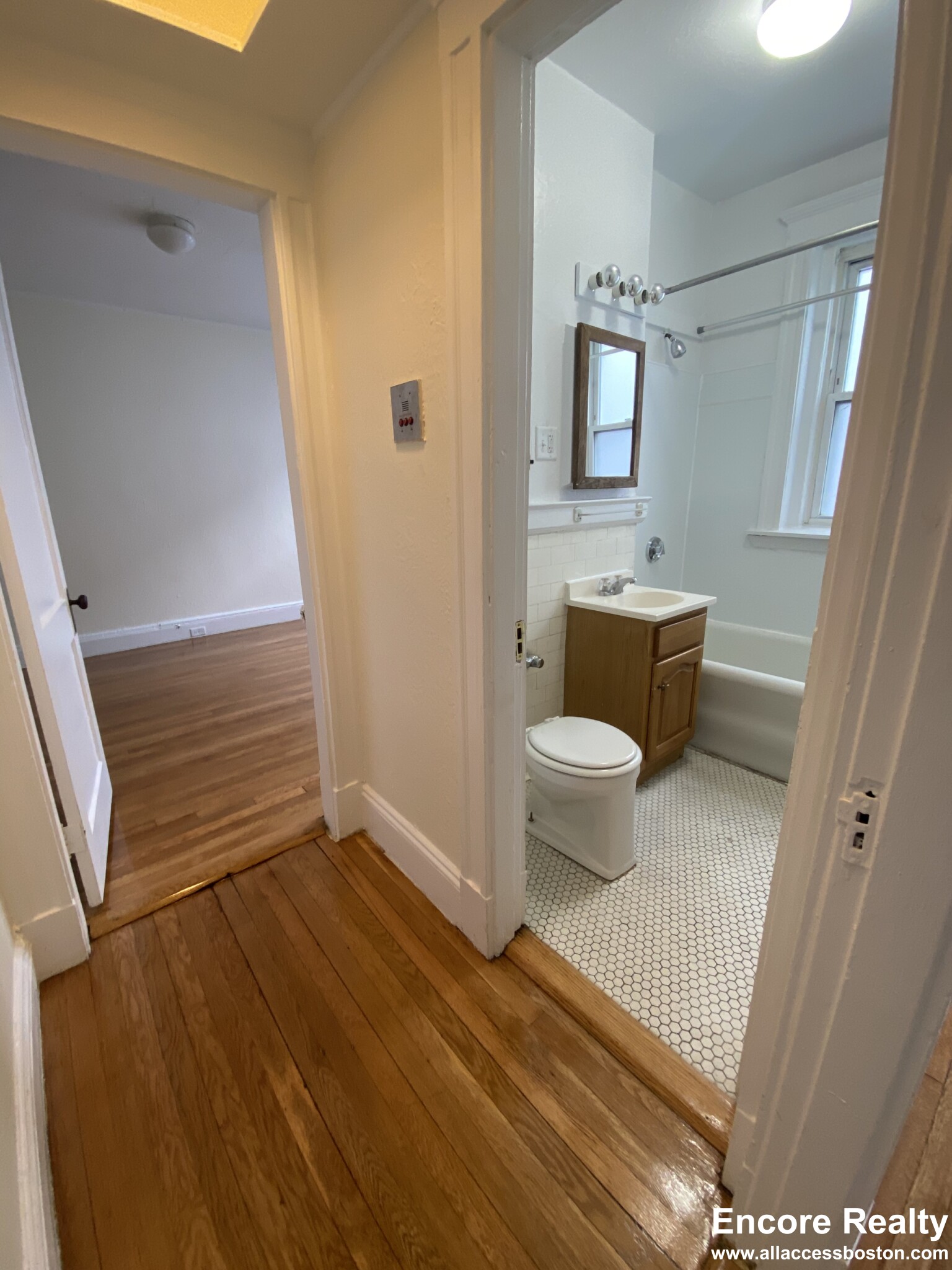 1163 Boylston St, Fenway