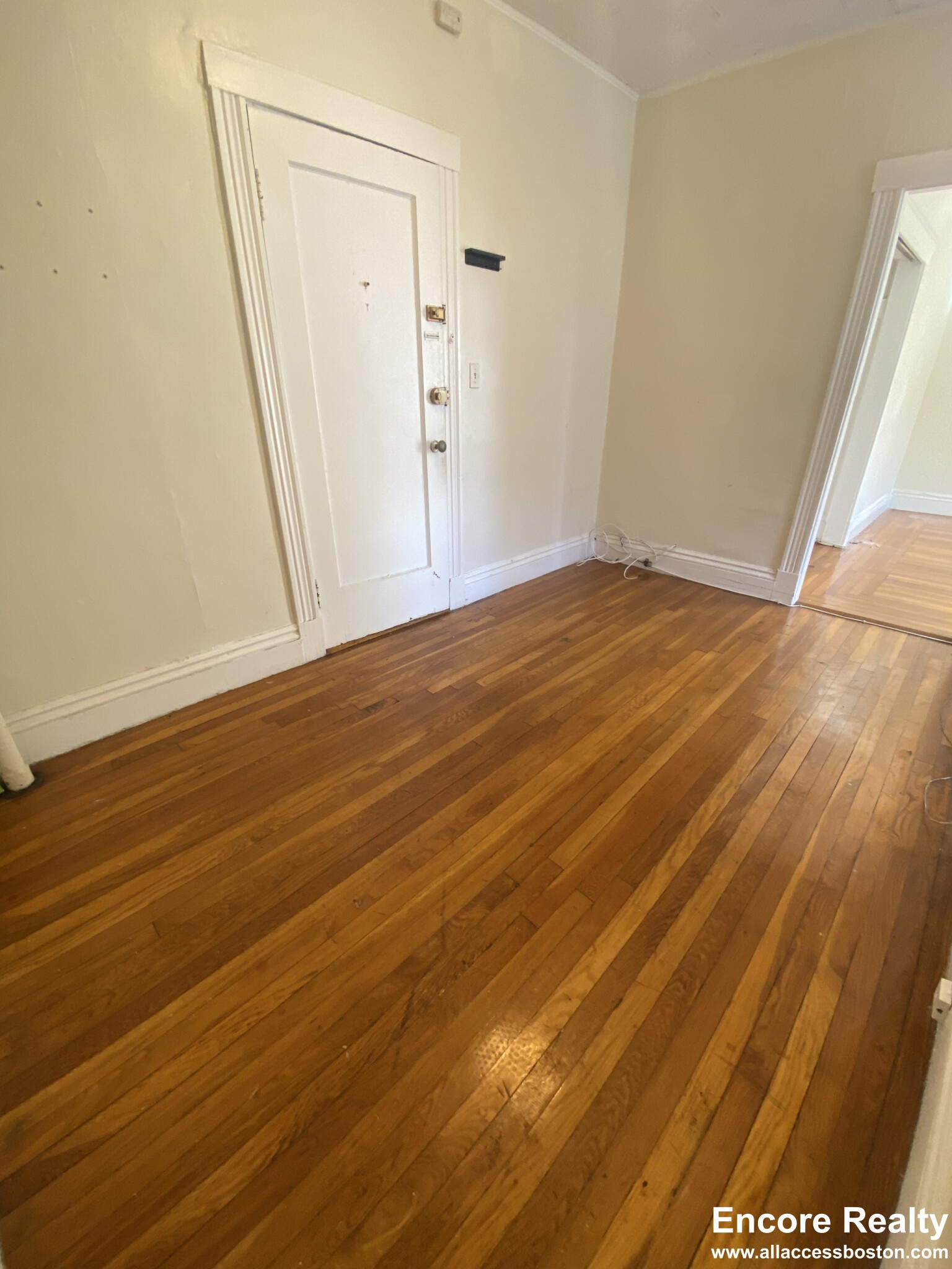 126 Warren St, Allston