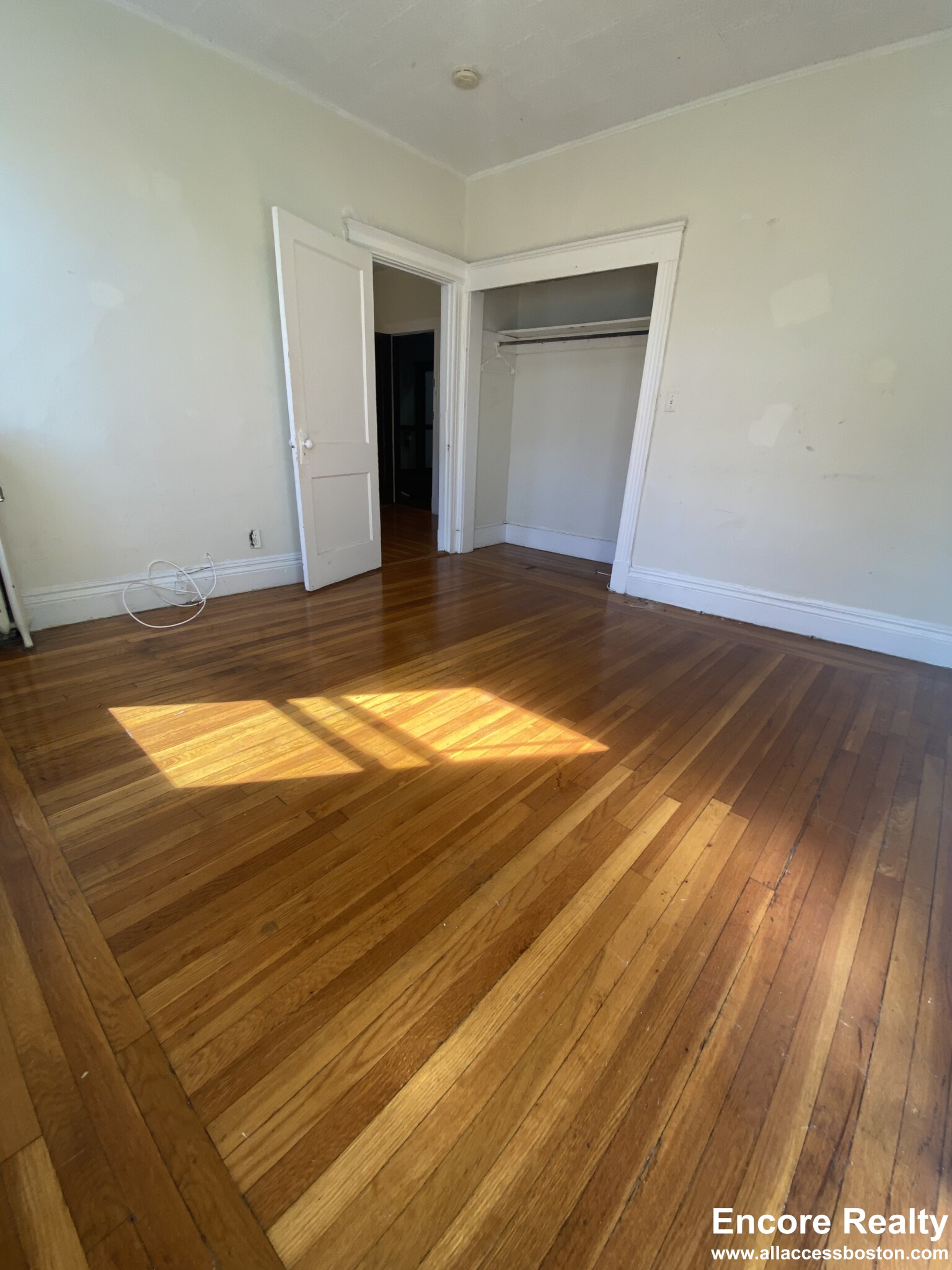 126 Warren St, Allston