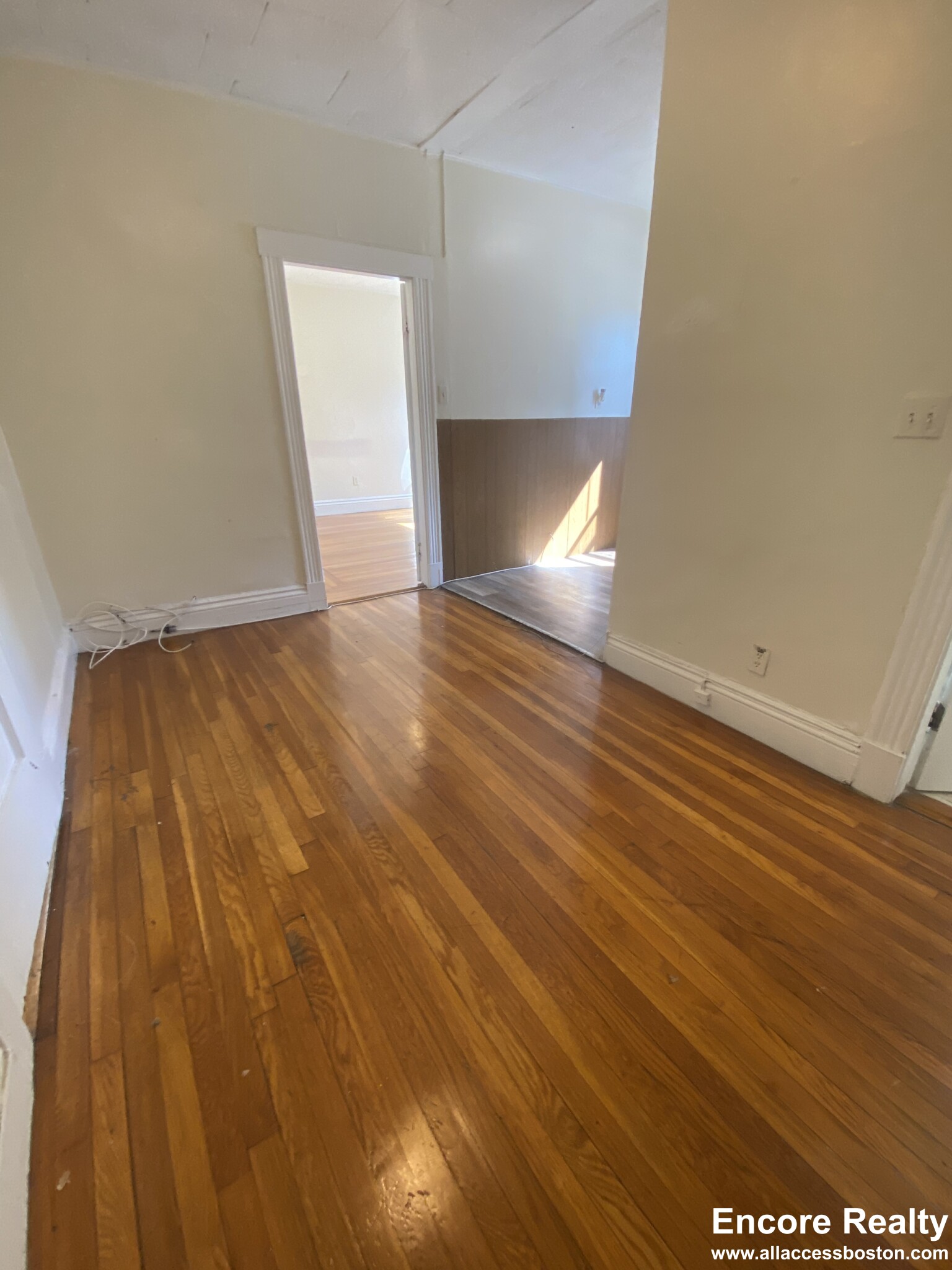 126 Warren St, Allston