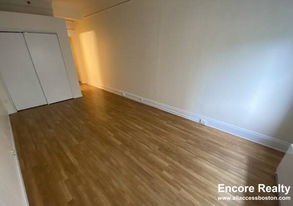 62 Boylston St, Back Bay