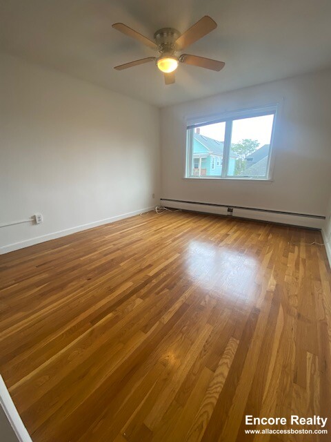 50 Evergreen St, Jamaica Plain