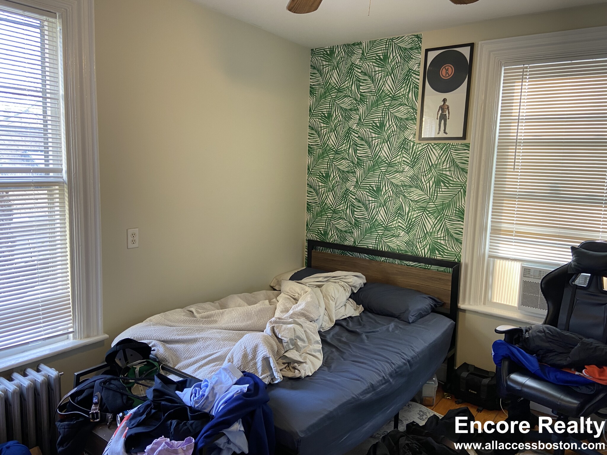 75 Alleghany St, Mission Hill