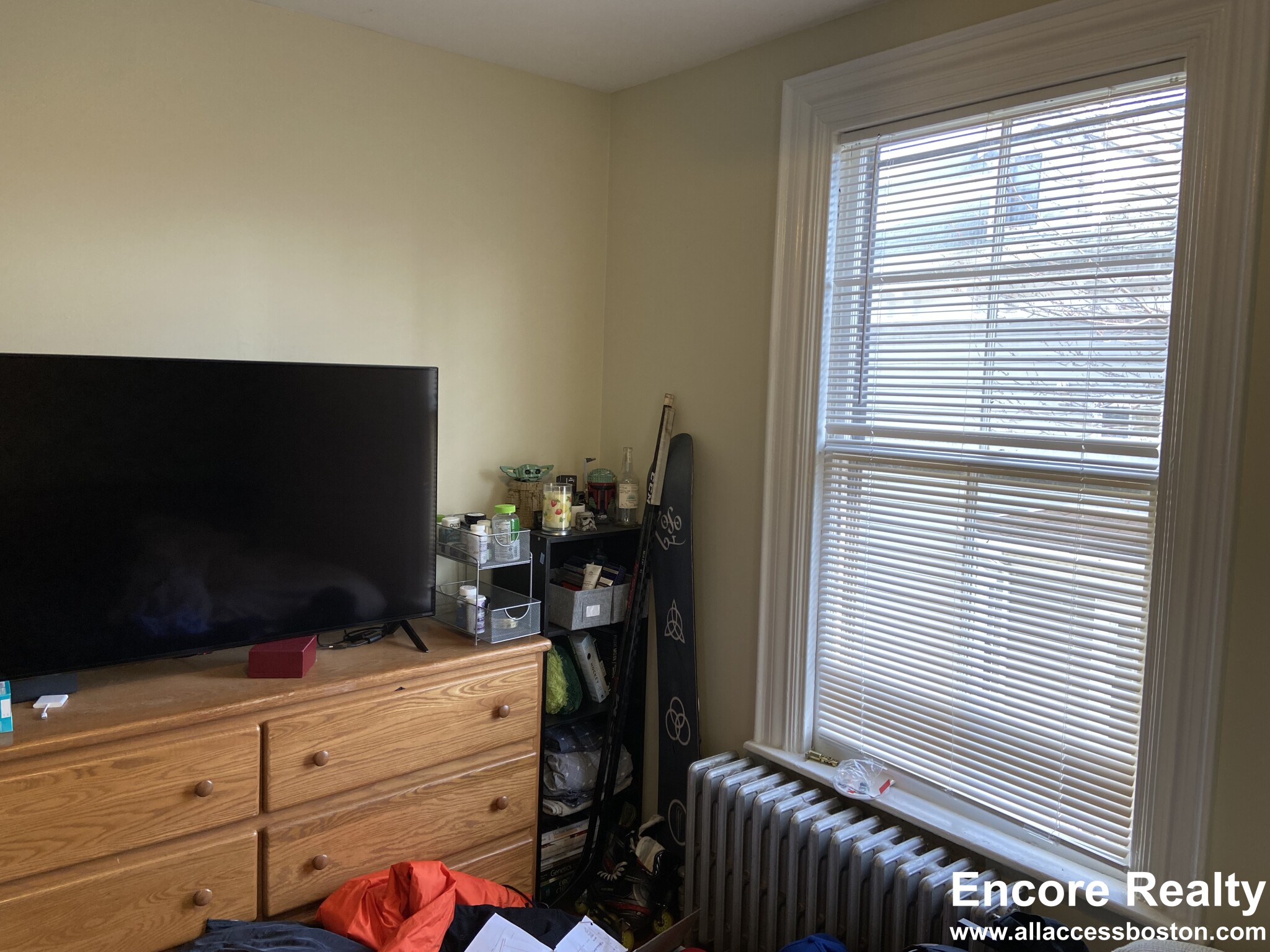 75 Alleghany St, Mission Hill