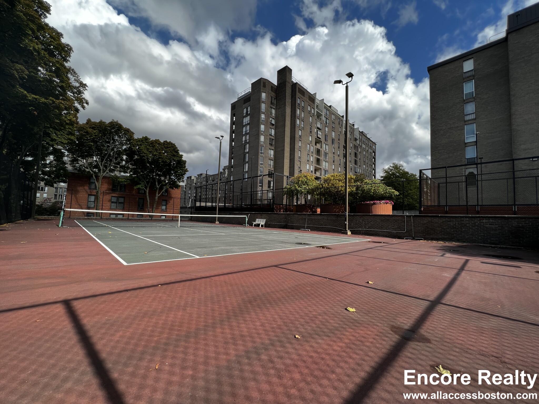 77 Pond Ave, Washington Square