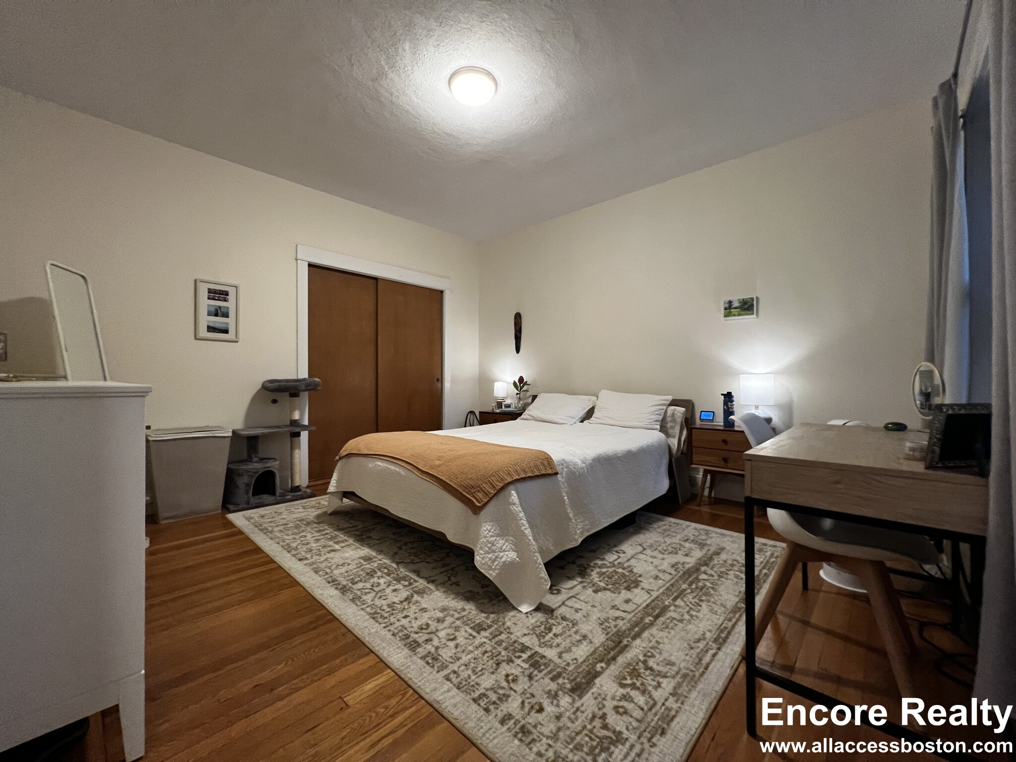 33 Stearns Rd, Coolidge Corner