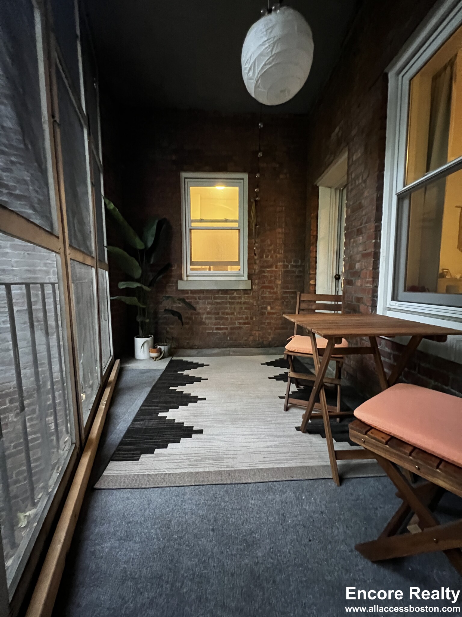 33 Stearns Rd, Coolidge Corner