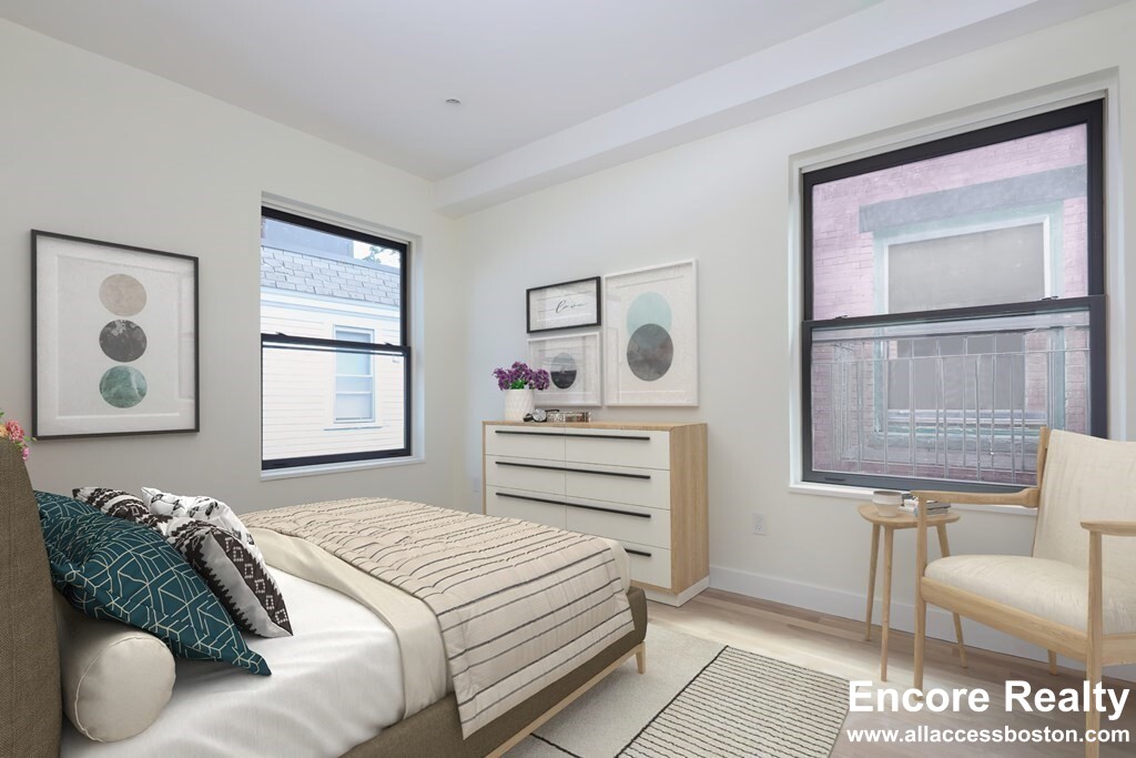 37 Harvard St, Brookline Village