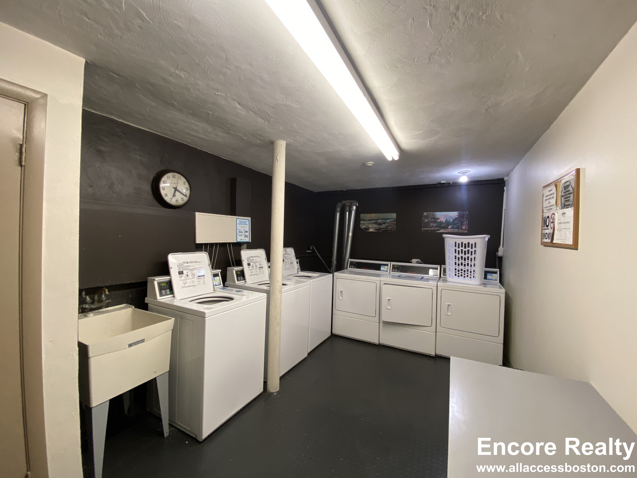 110 Babcock St, Coolidge Corner