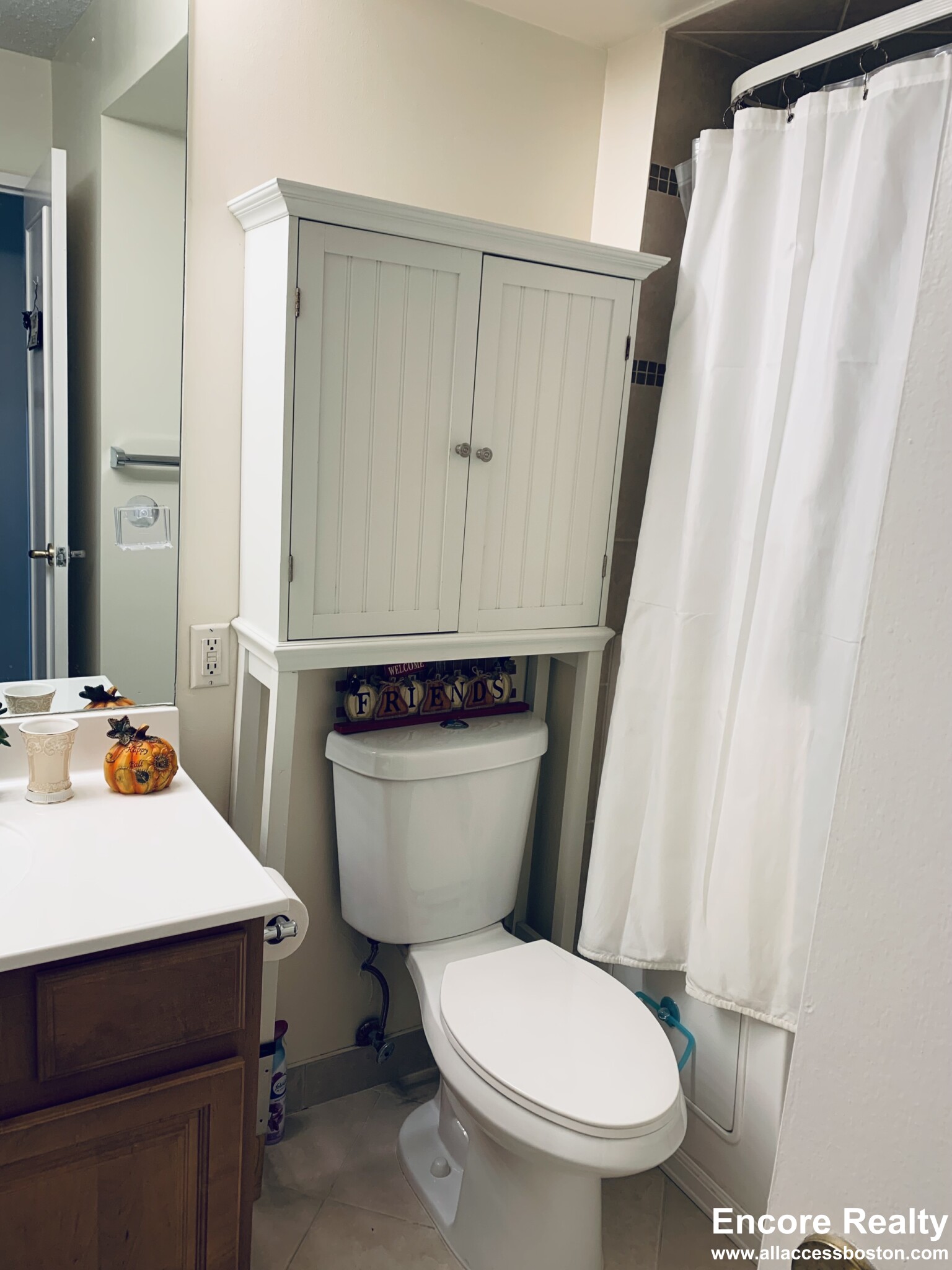 77 Pond Ave, Brookline Village