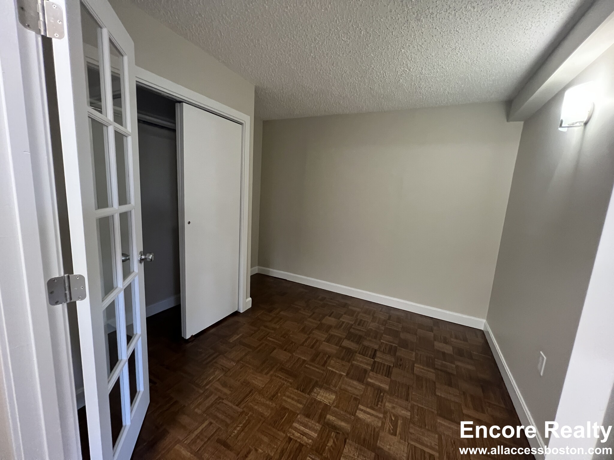 1501 Beacon St, Coolidge Corner