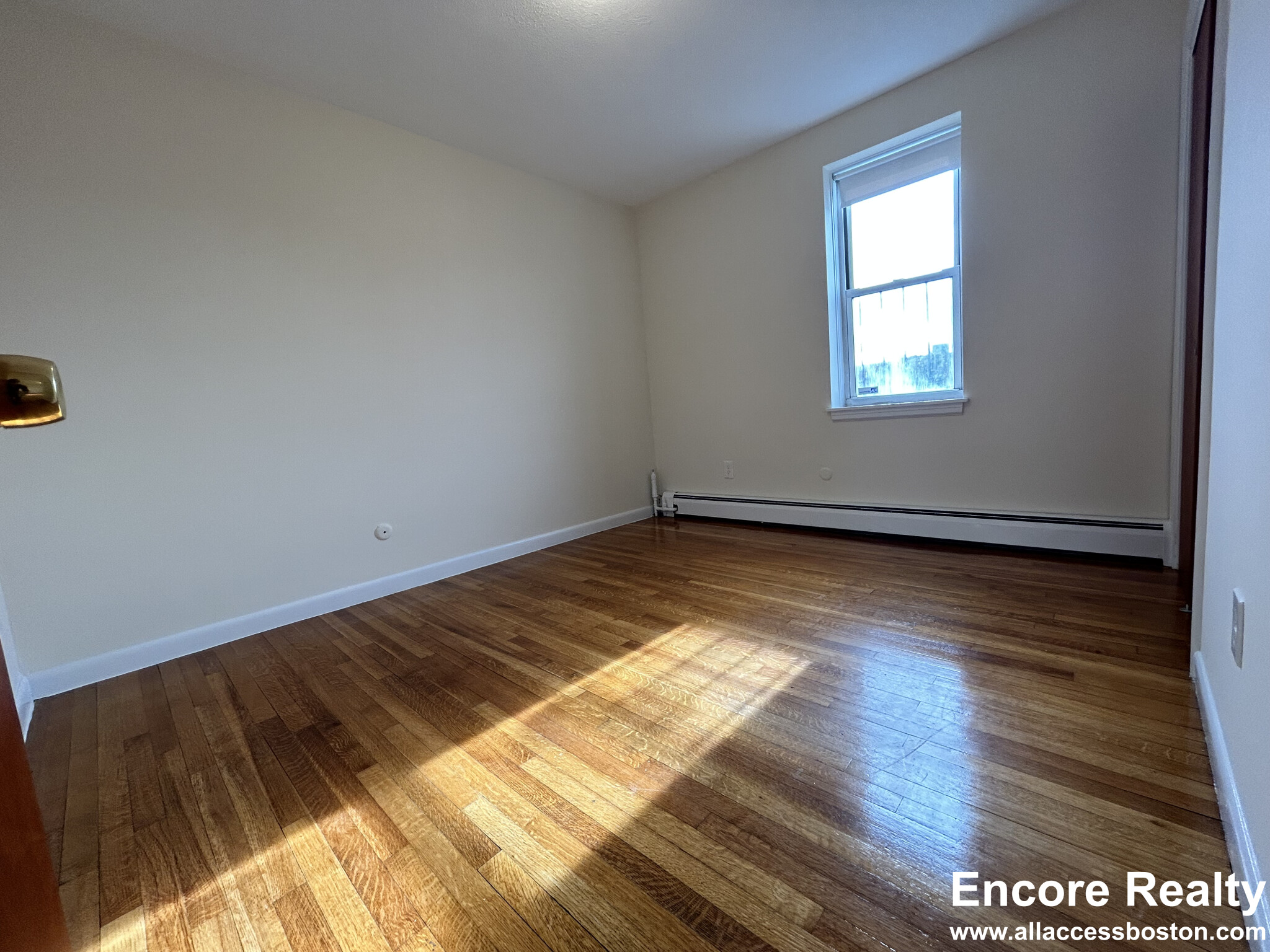 180 North Beacon St, Allston