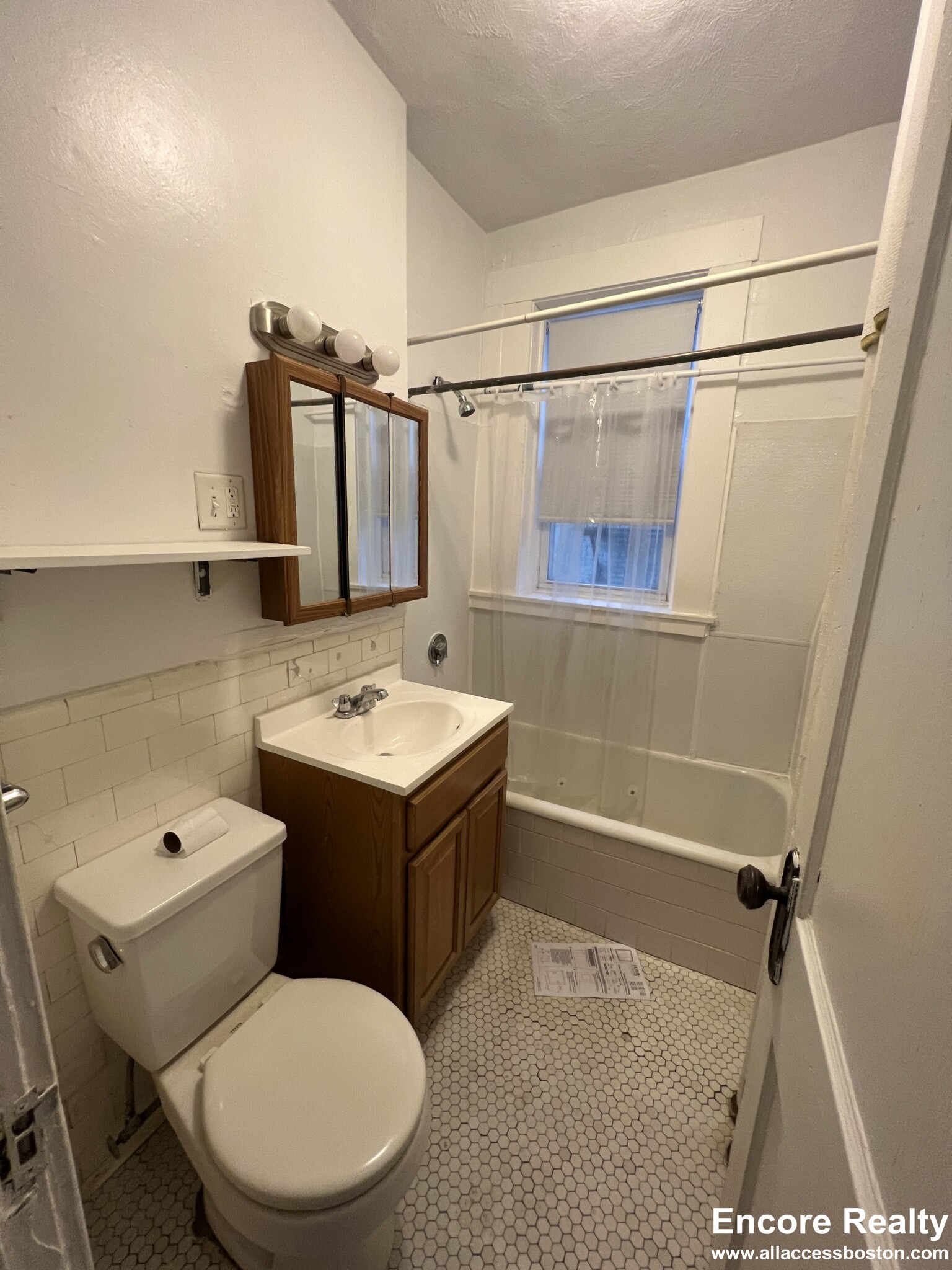 109 Brainerd Rd, Allston