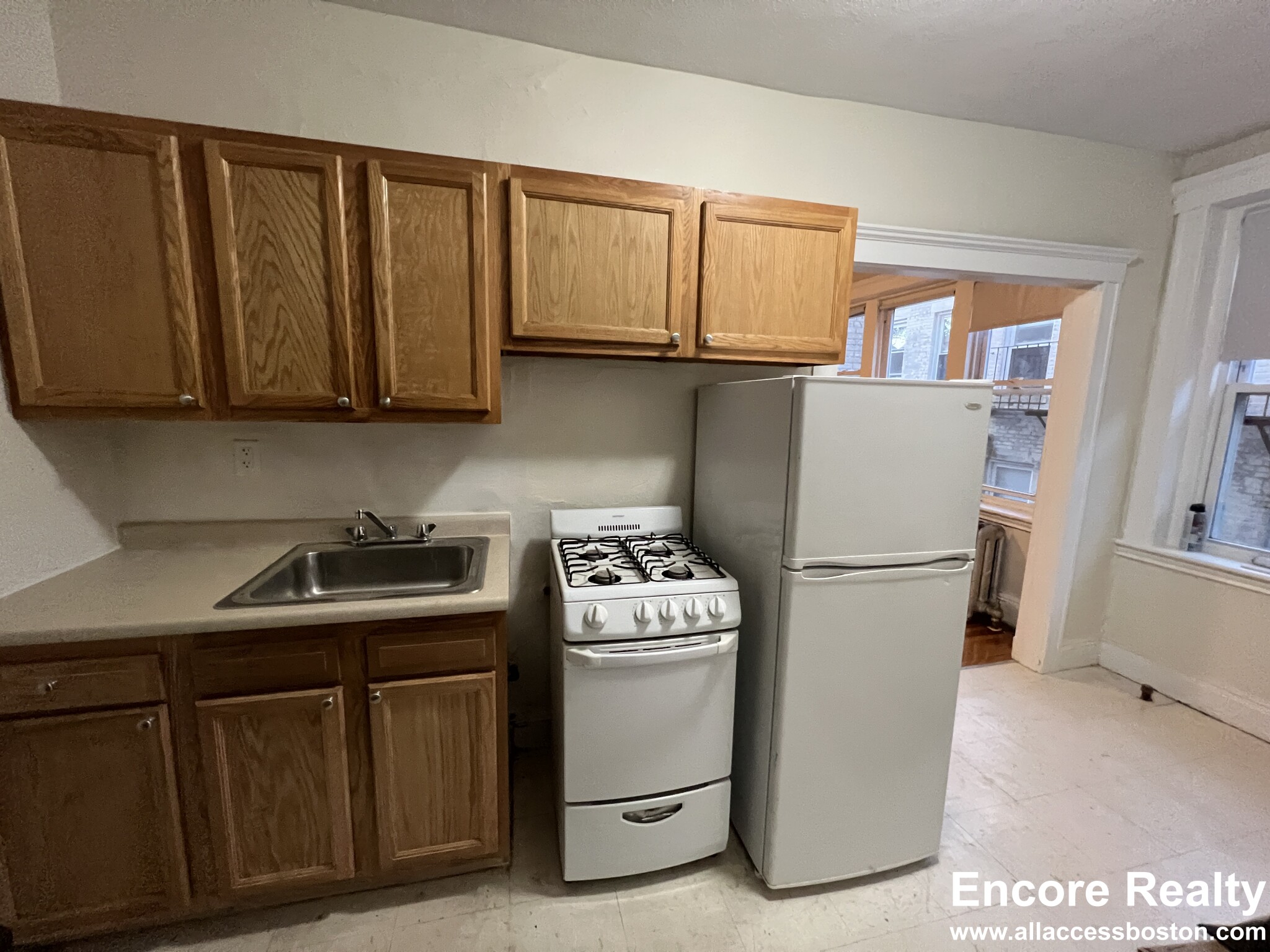 109 Brainerd Rd, Allston