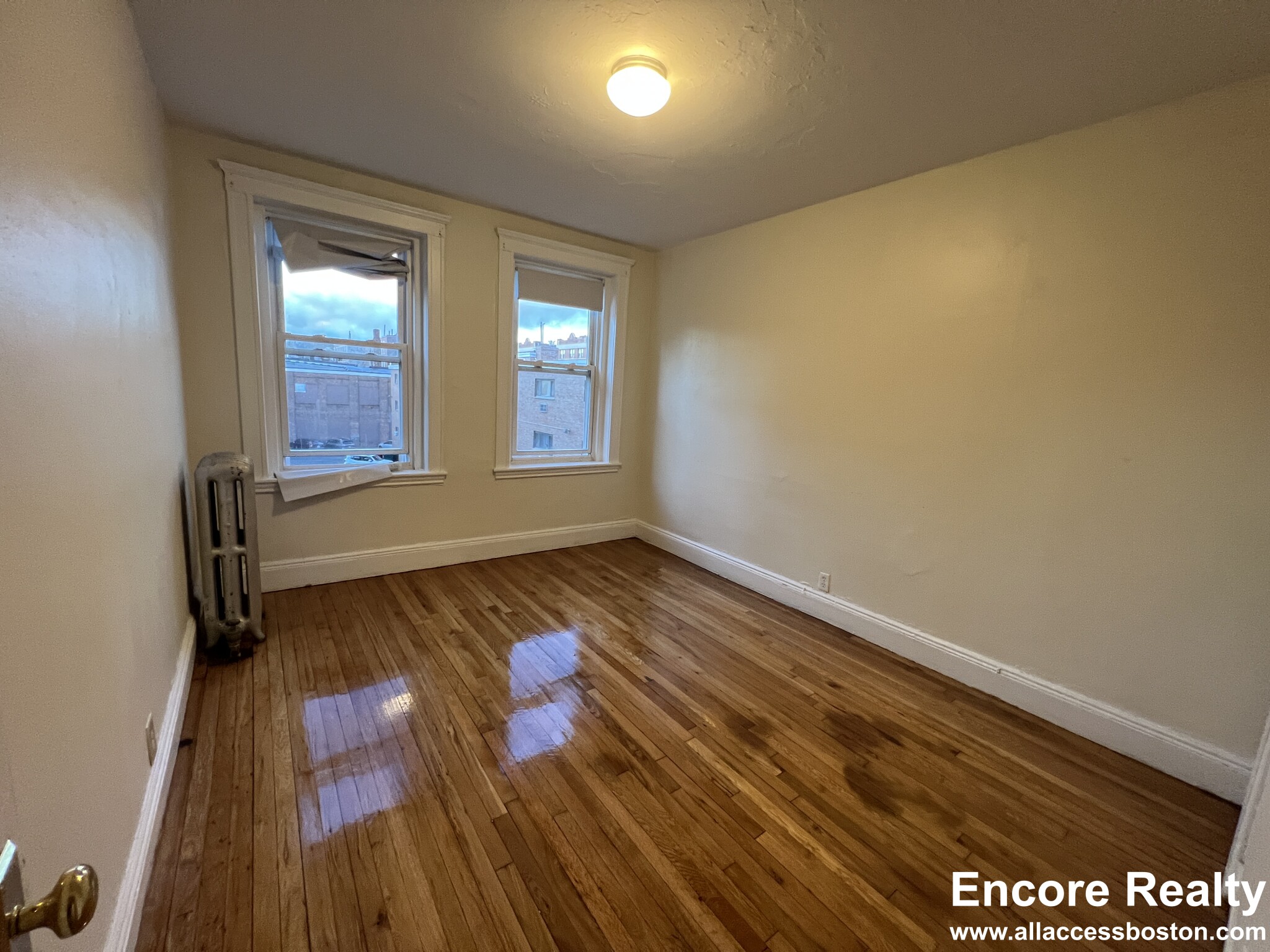 109 Brainerd Rd, Allston