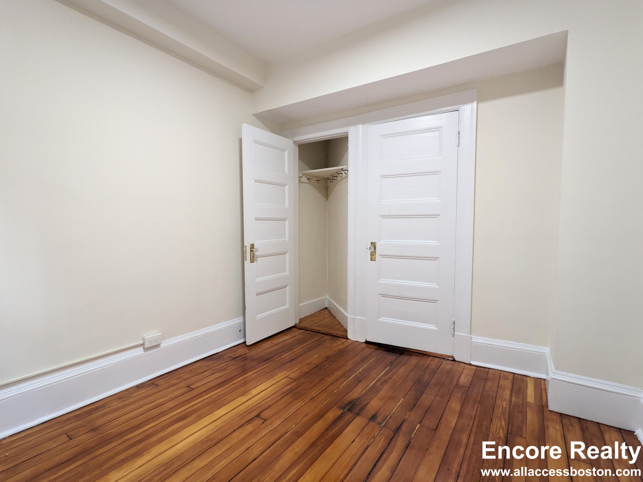 885 Massachusetts Ave, Central Square