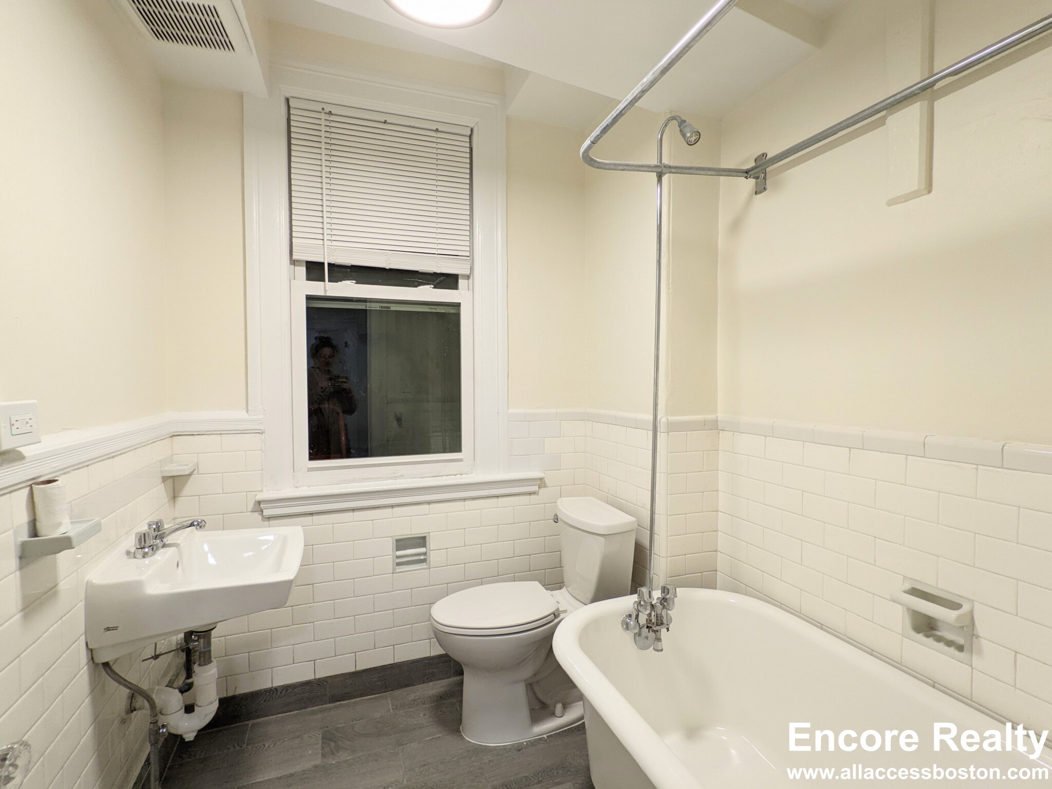 885 Massachusetts Ave, Central Square