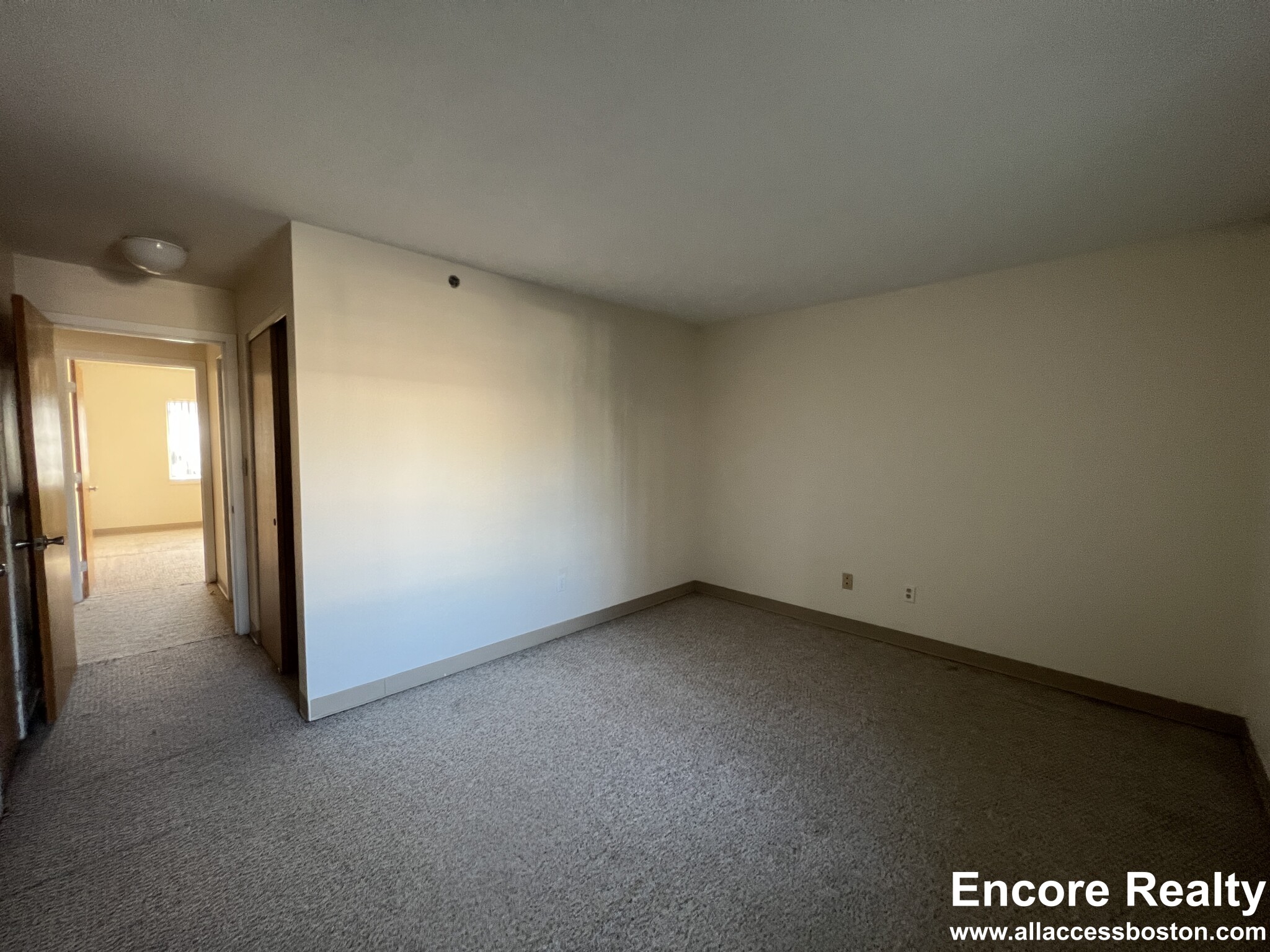 148 North Beacon St, Brighton