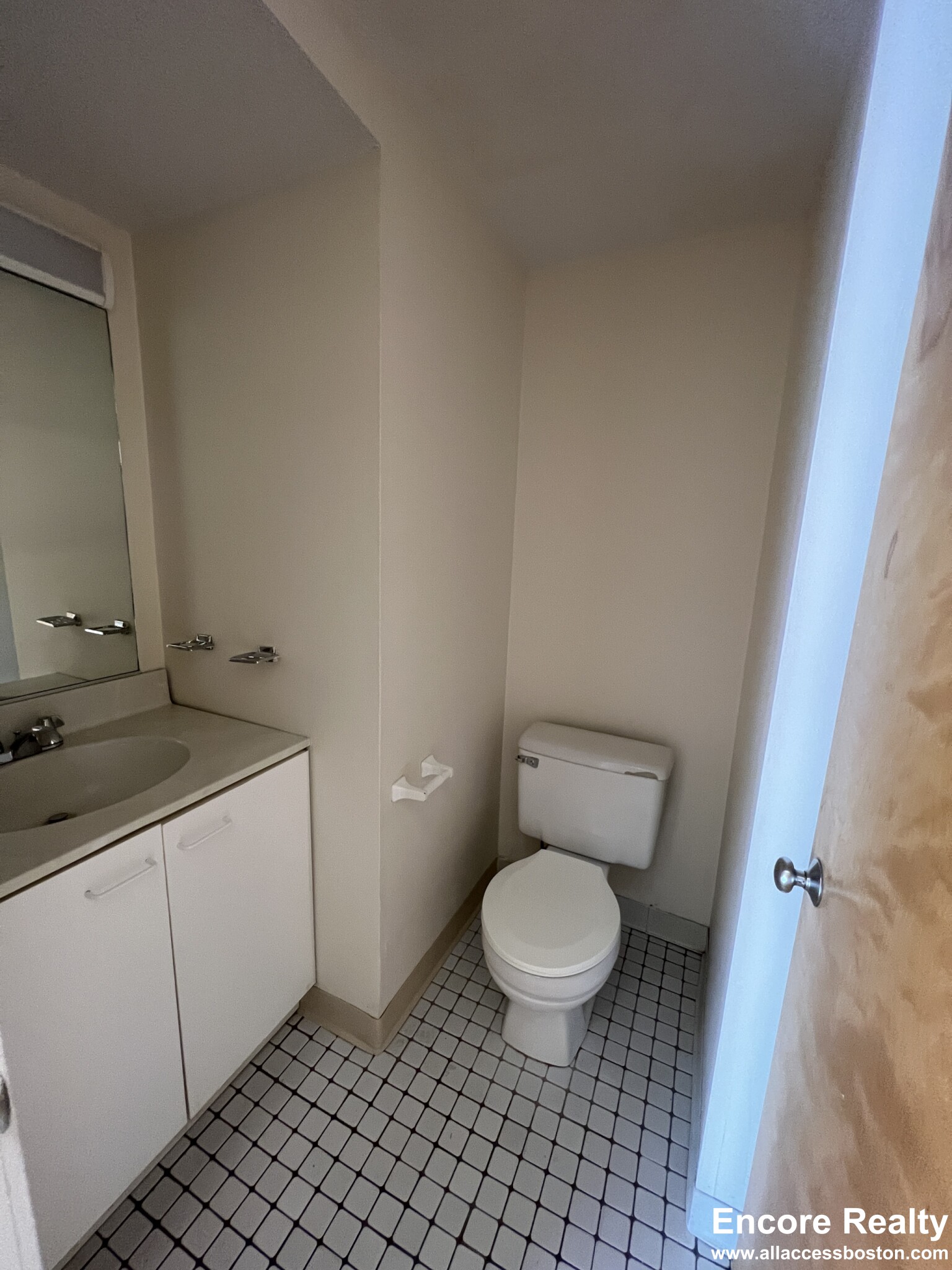 148 North Beacon St, Brighton