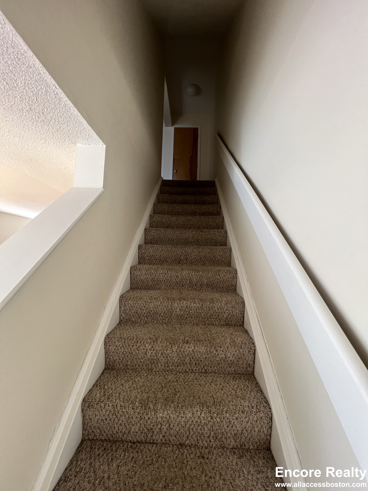 148 North Beacon St, Brighton