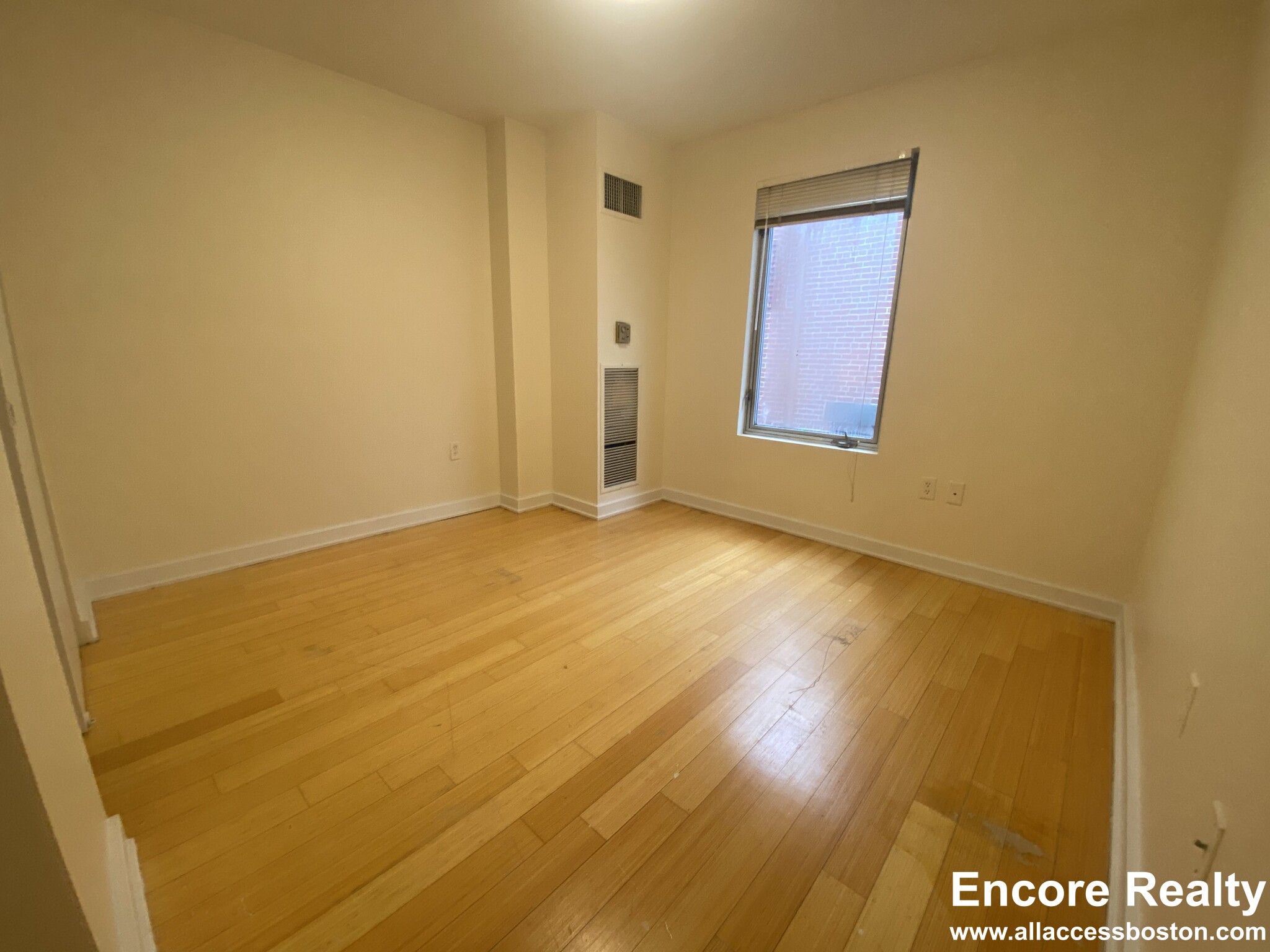 40 Boylston St, Downtown