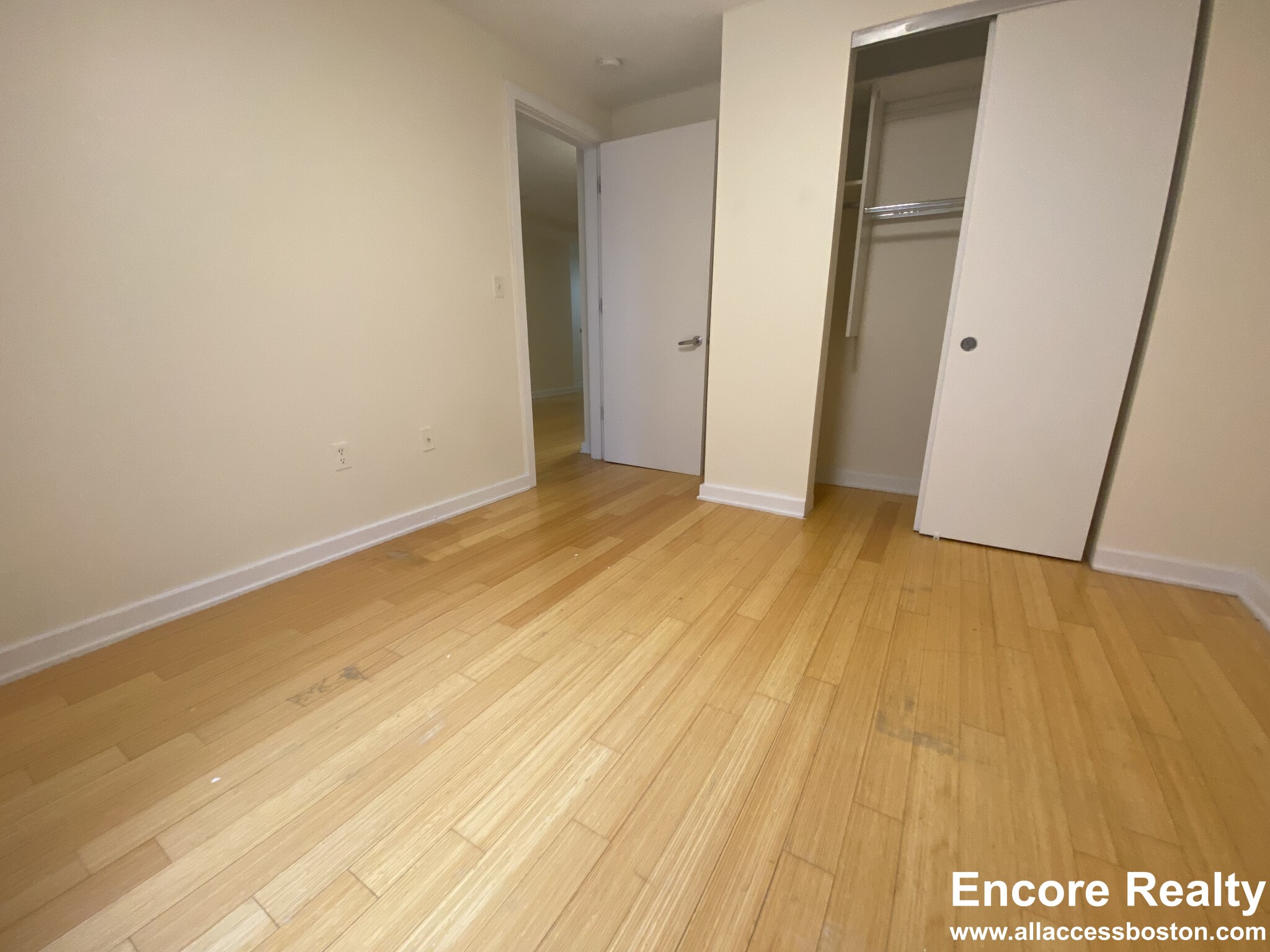 40 Boylston St, Downtown