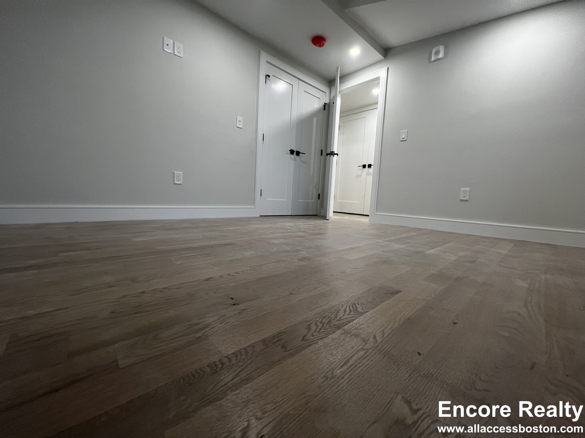 13 Greylock Rd, Allston