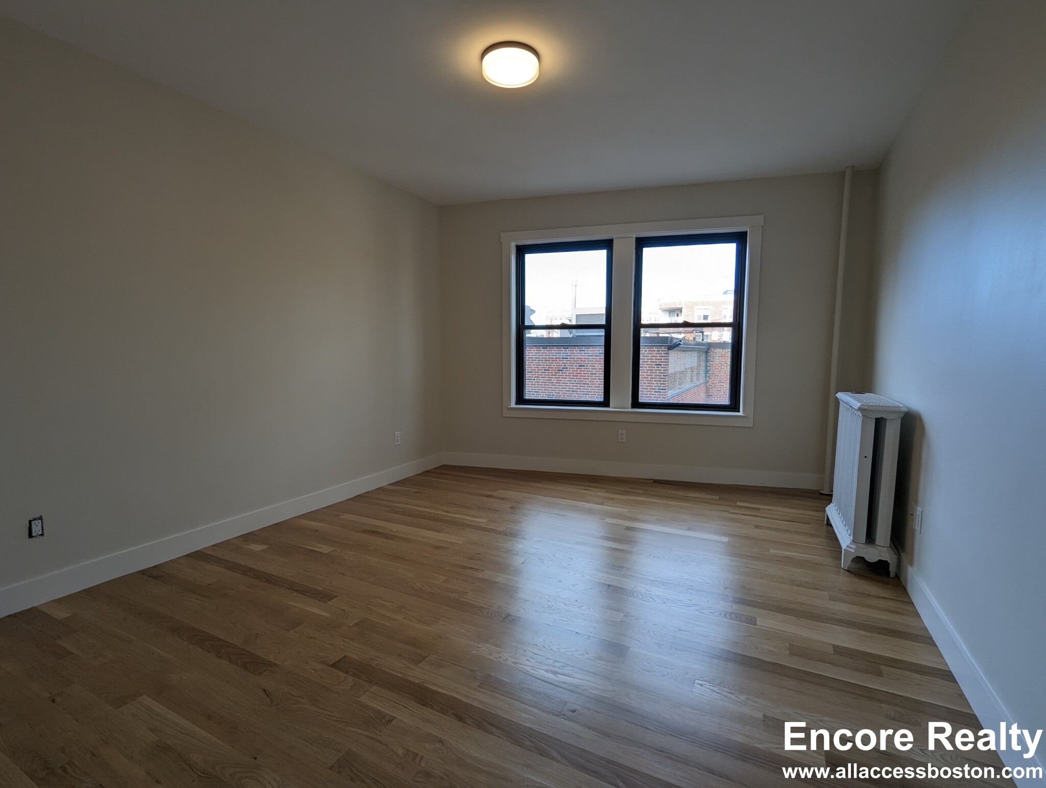 9 Sewall Ave, Coolidge Corner