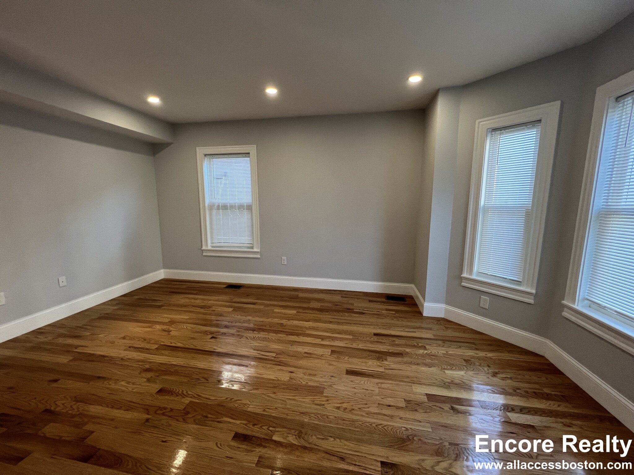 139 Oxford St, Porter Square