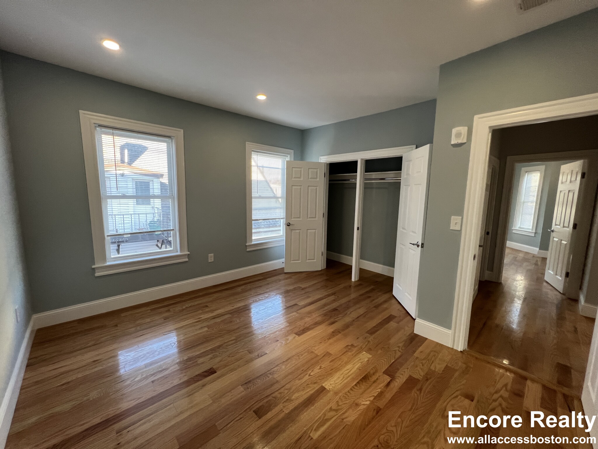 139 Oxford St, Porter Square