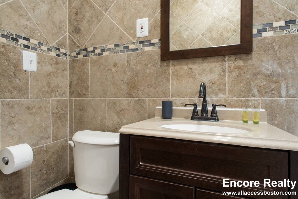 244 Kelton St, Allston