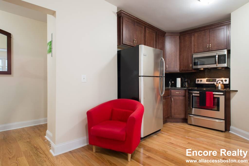 244 Kelton St, Allston