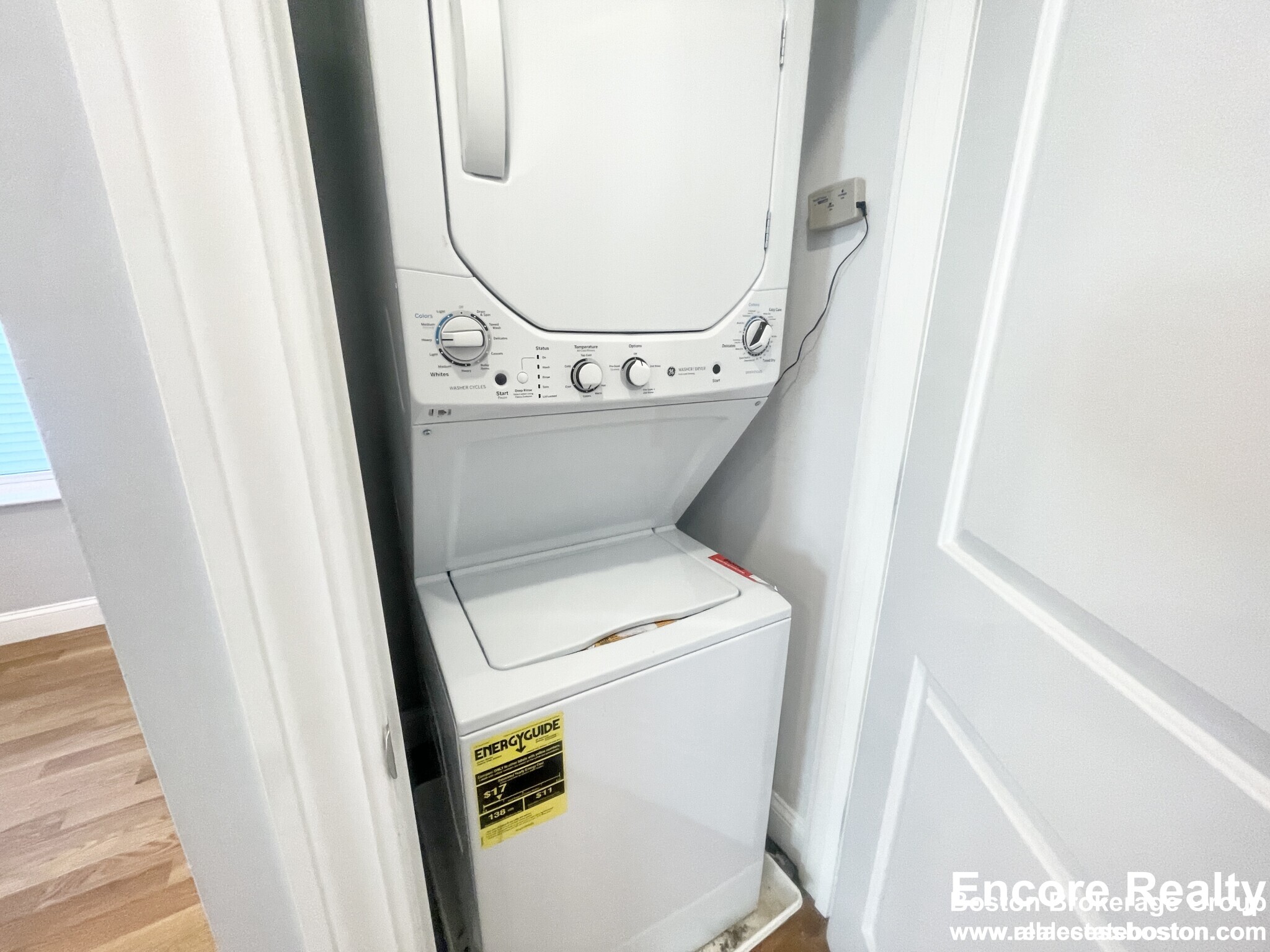 65 Burrell St, Roxbury