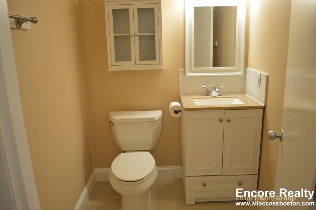 276 Chestnut Hill Ave, Brighton