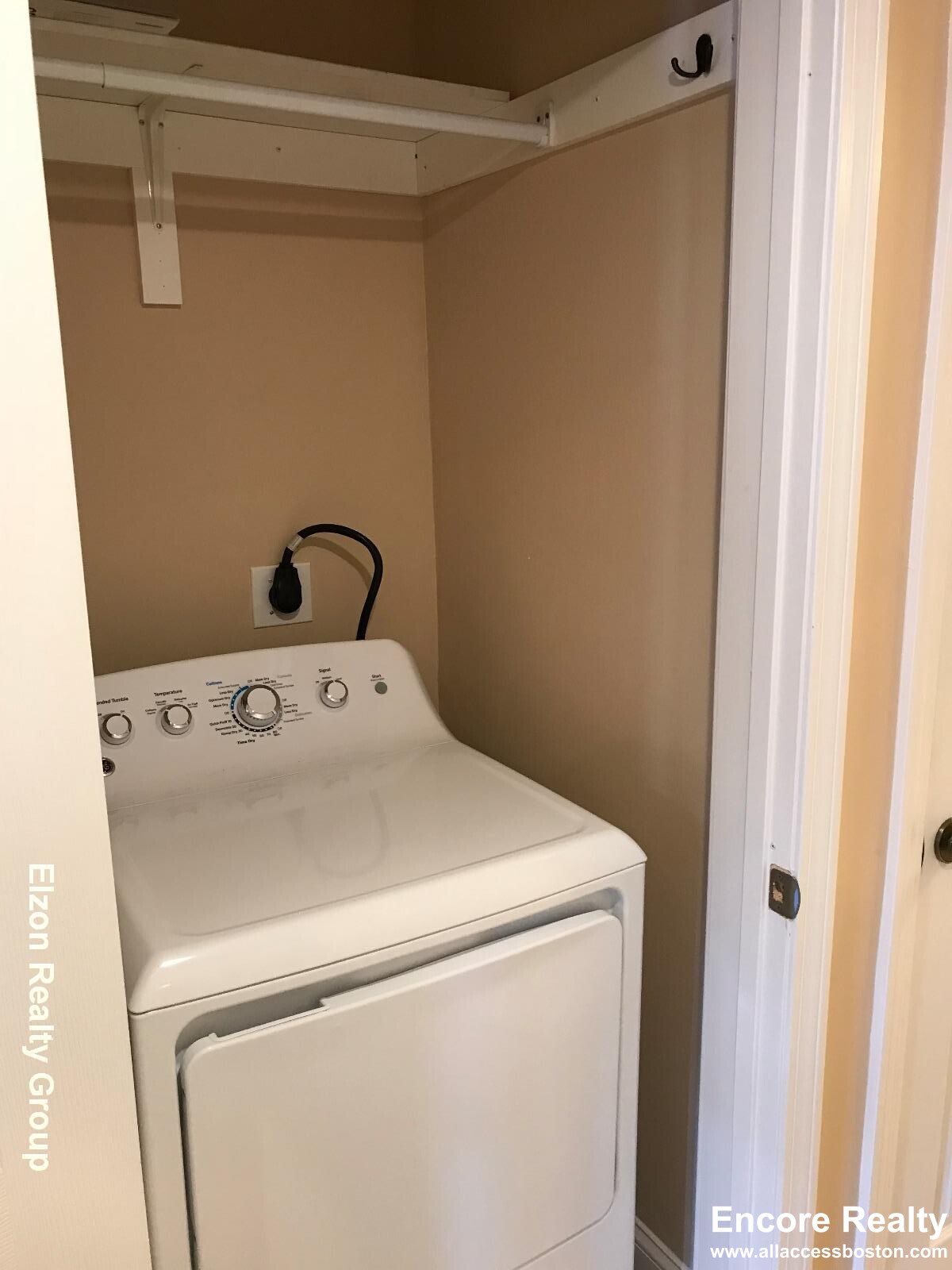 276 Chestnut Hill Ave, Brighton