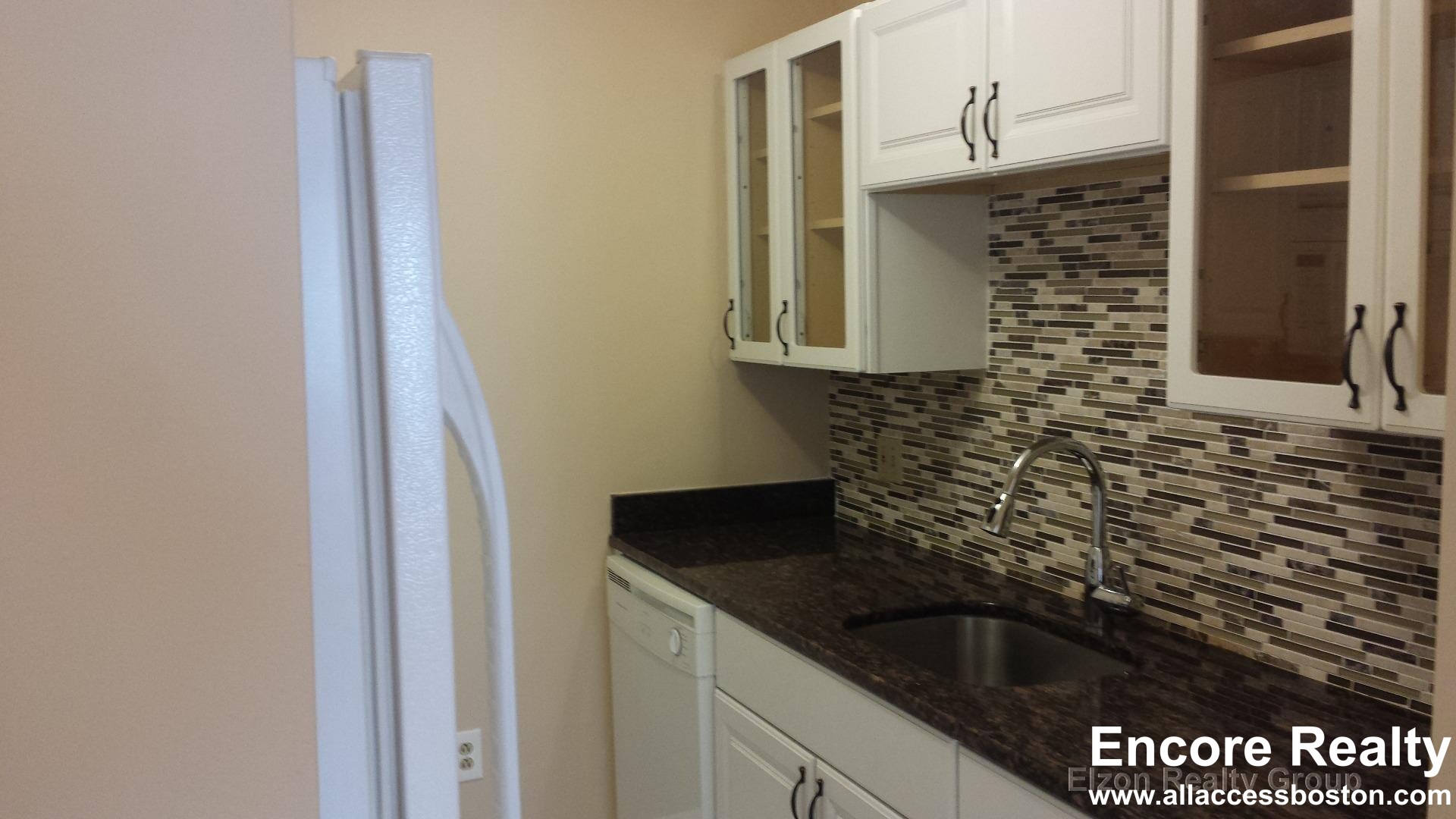 276 Chestnut Hill Ave, Brighton