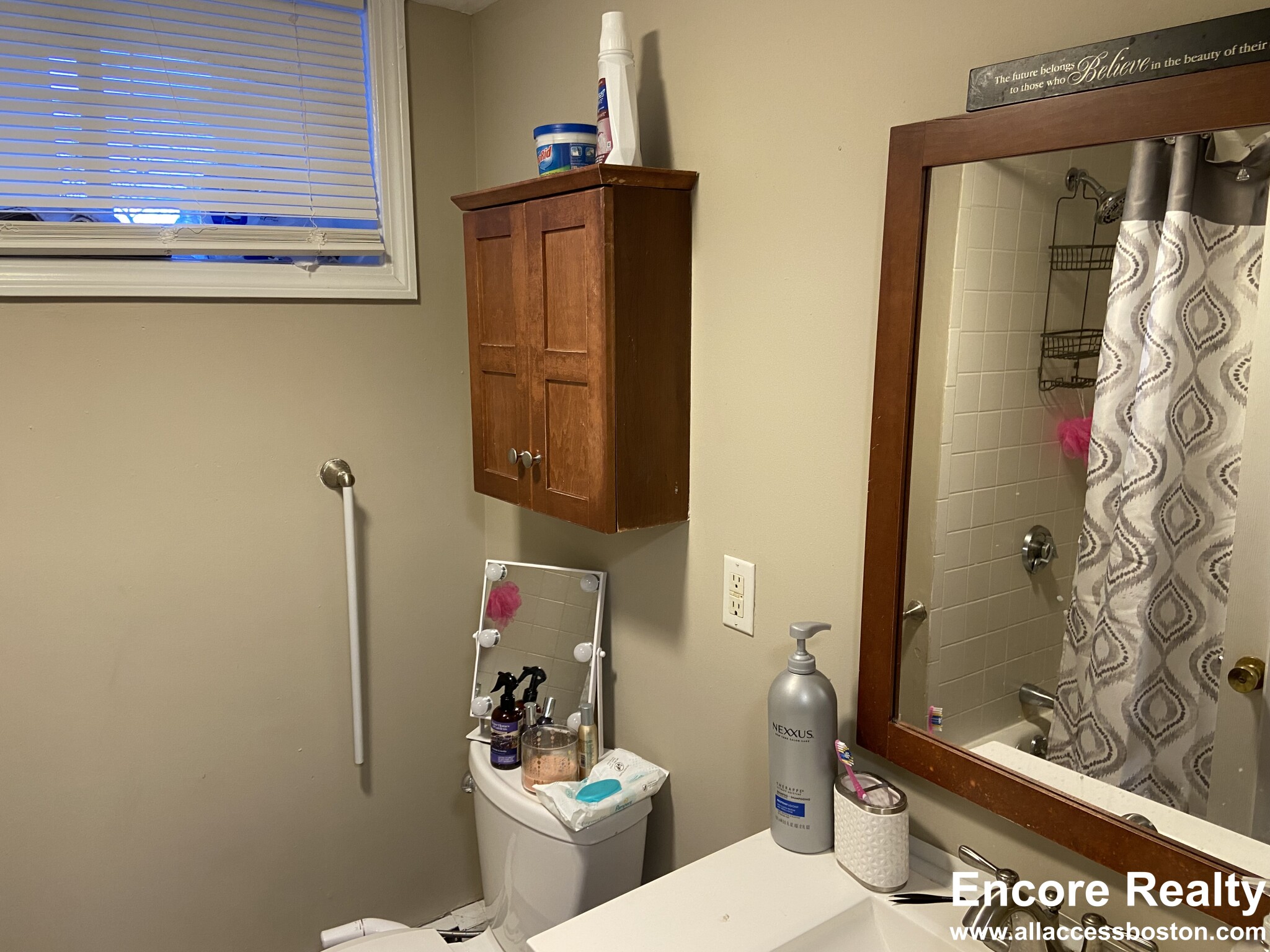 6 8 Sunset St, Mission Hill